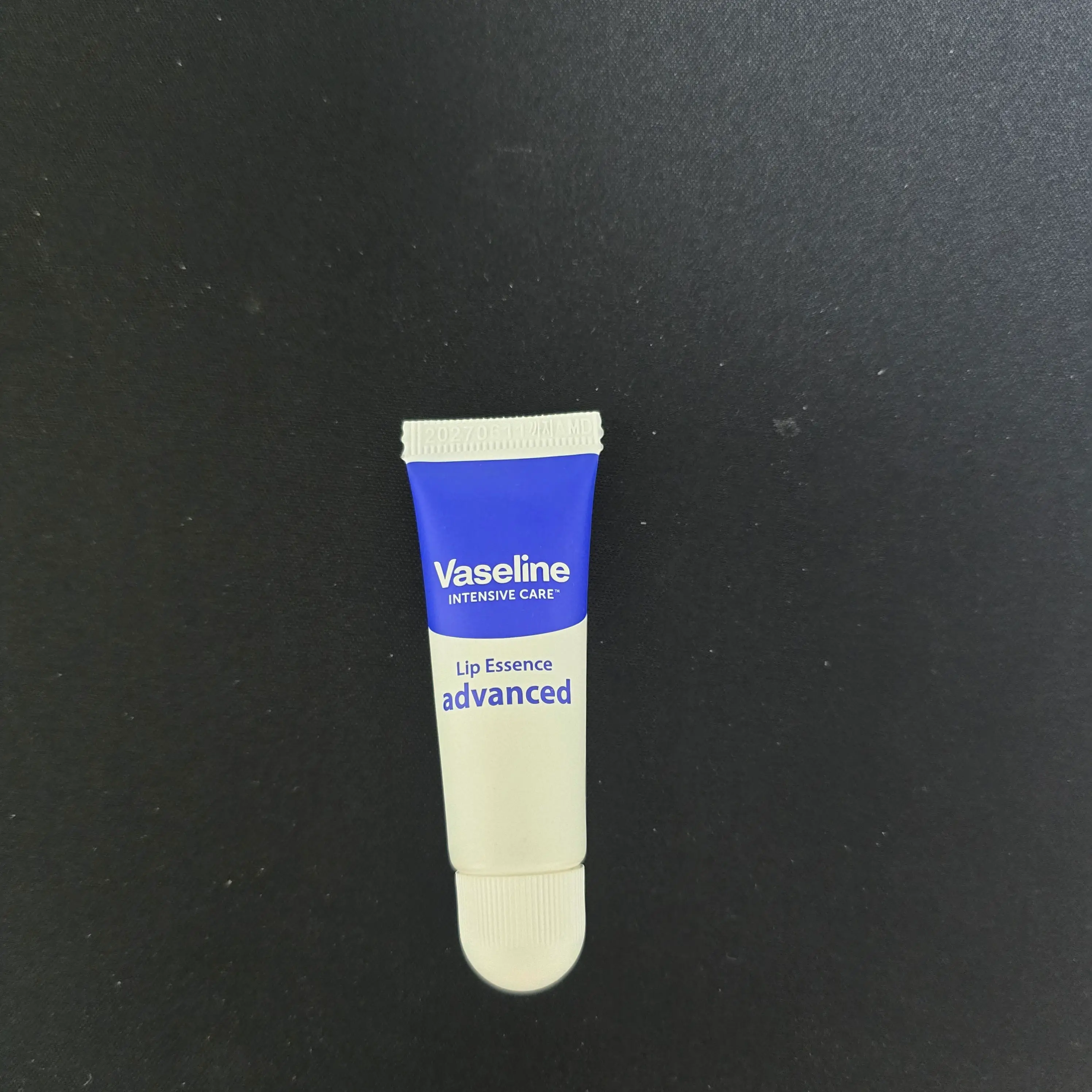 선택된 언니의파우치 리뷰 이미지 - [인텐시브 케어 립 에센스 어드밴스드]