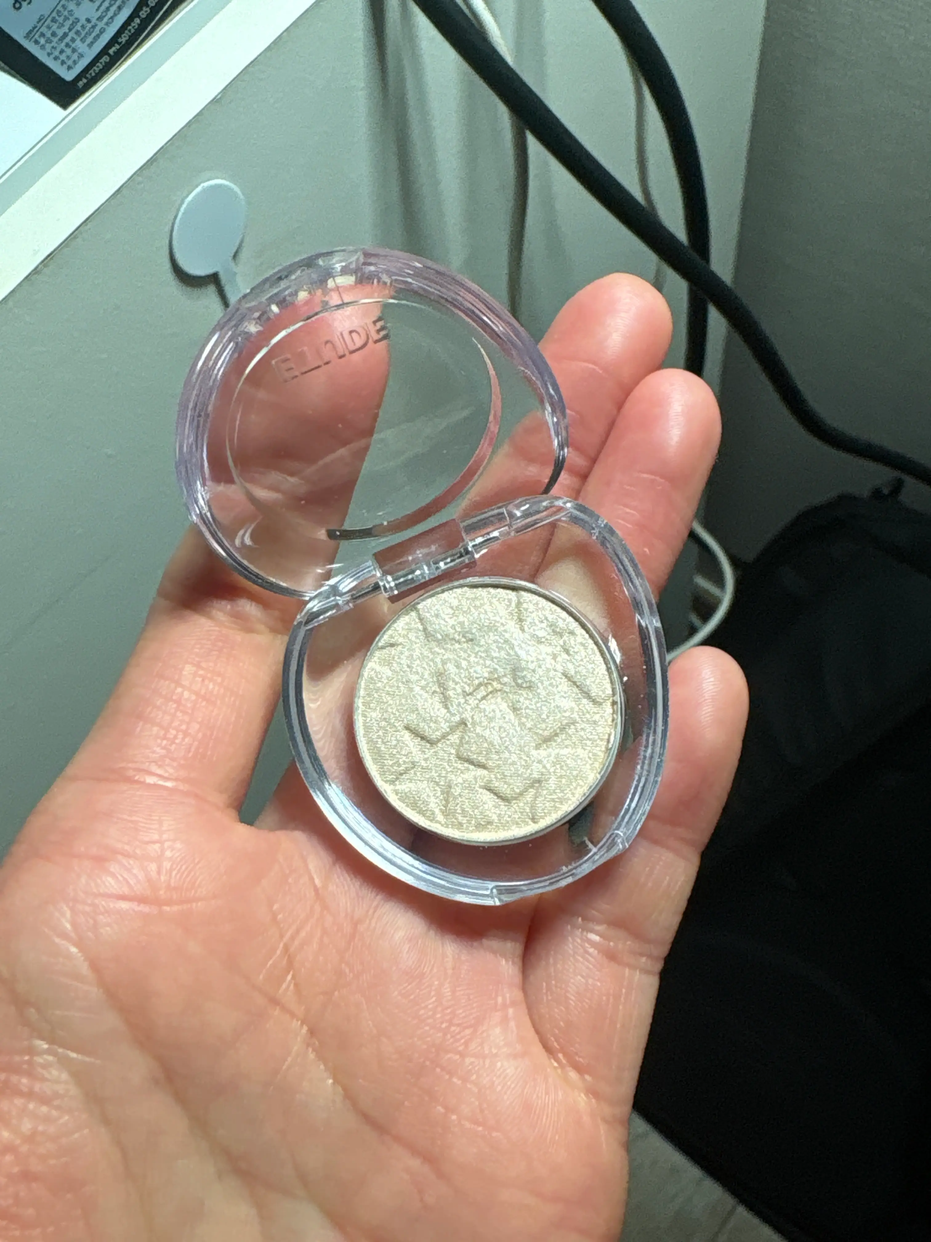 선택된 언니의파우치 리뷰 이미지 - [왓츠 인 마이 아이즈]