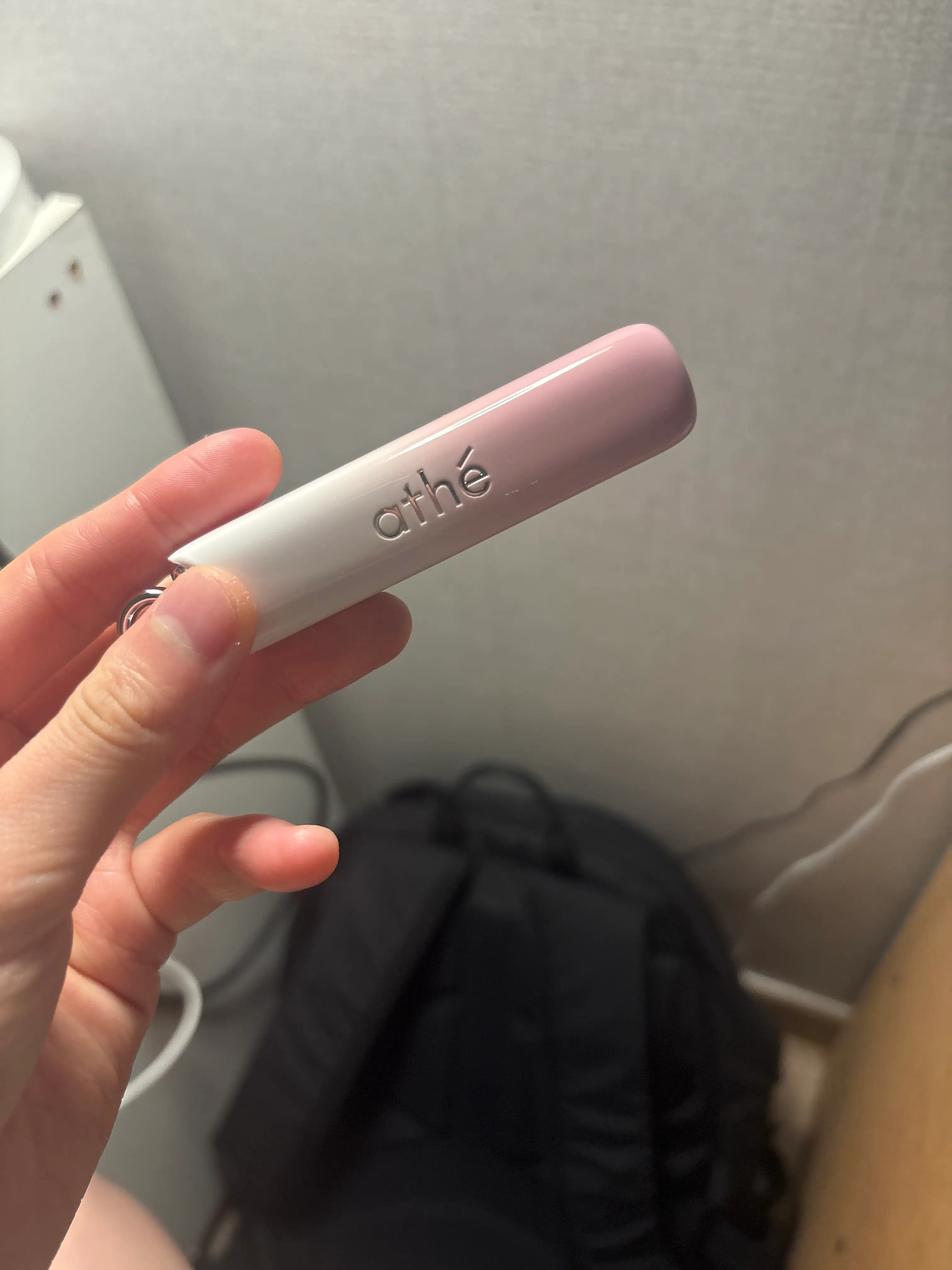 선택된 언니의파우치 리뷰 이미지 - [어센틱 립 글로이 밤]