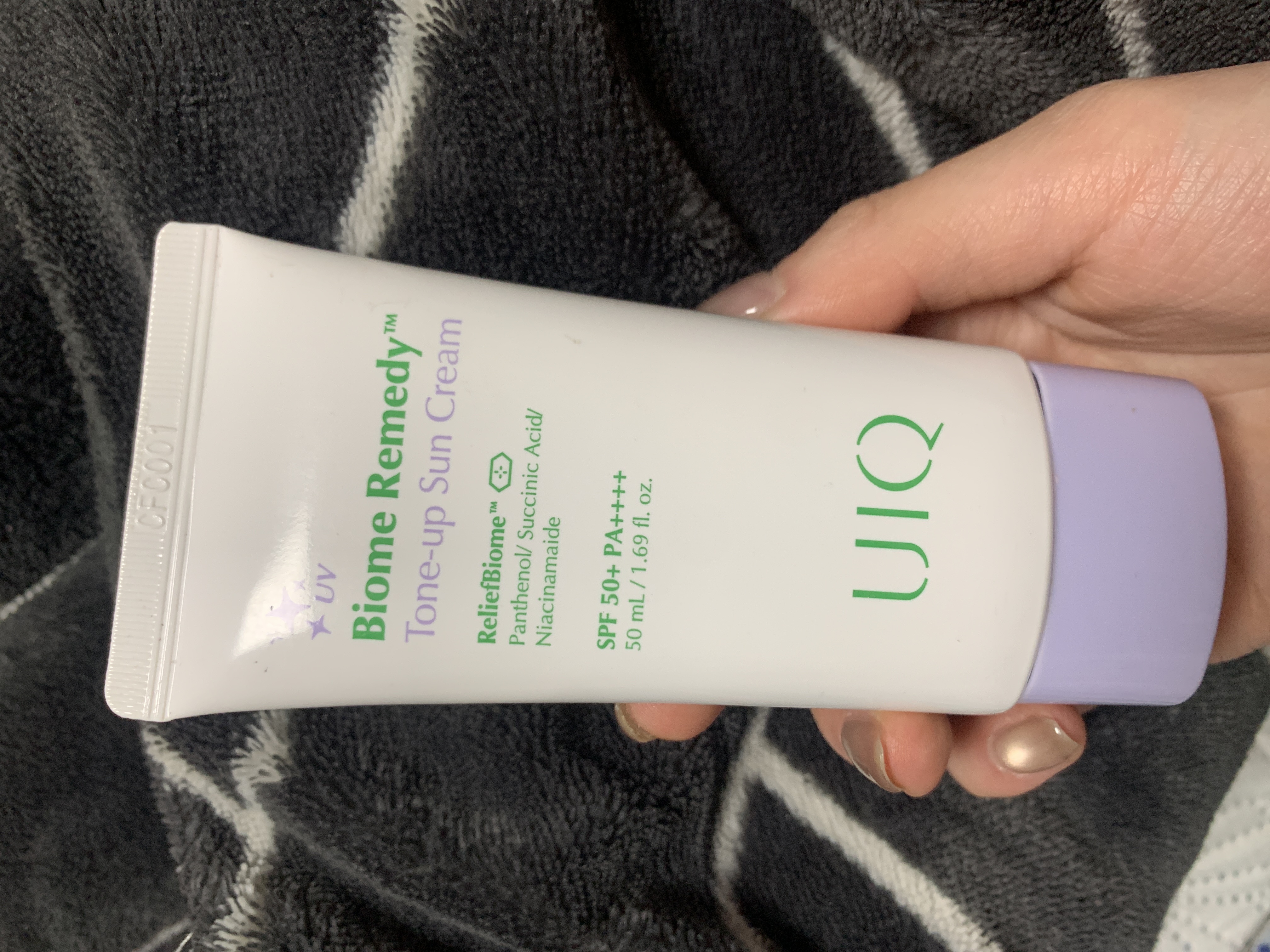 선택된 언니의파우치 리뷰 이미지 - [바이옴 레미디 톤업 선크림 보라]