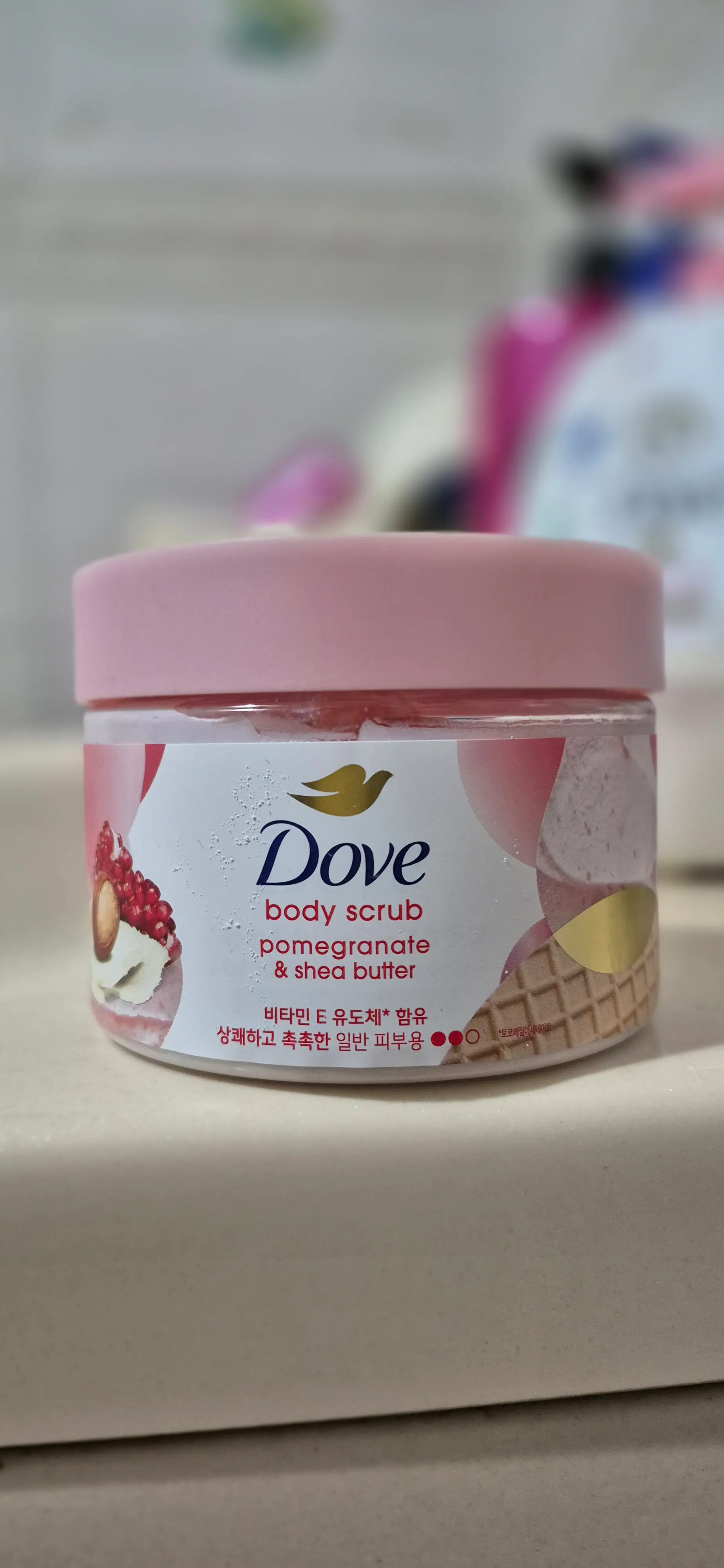 선택된 언니의파우치 리뷰 이미지 - [포메그라네이트시드 앤드 시어버터 스크럽]