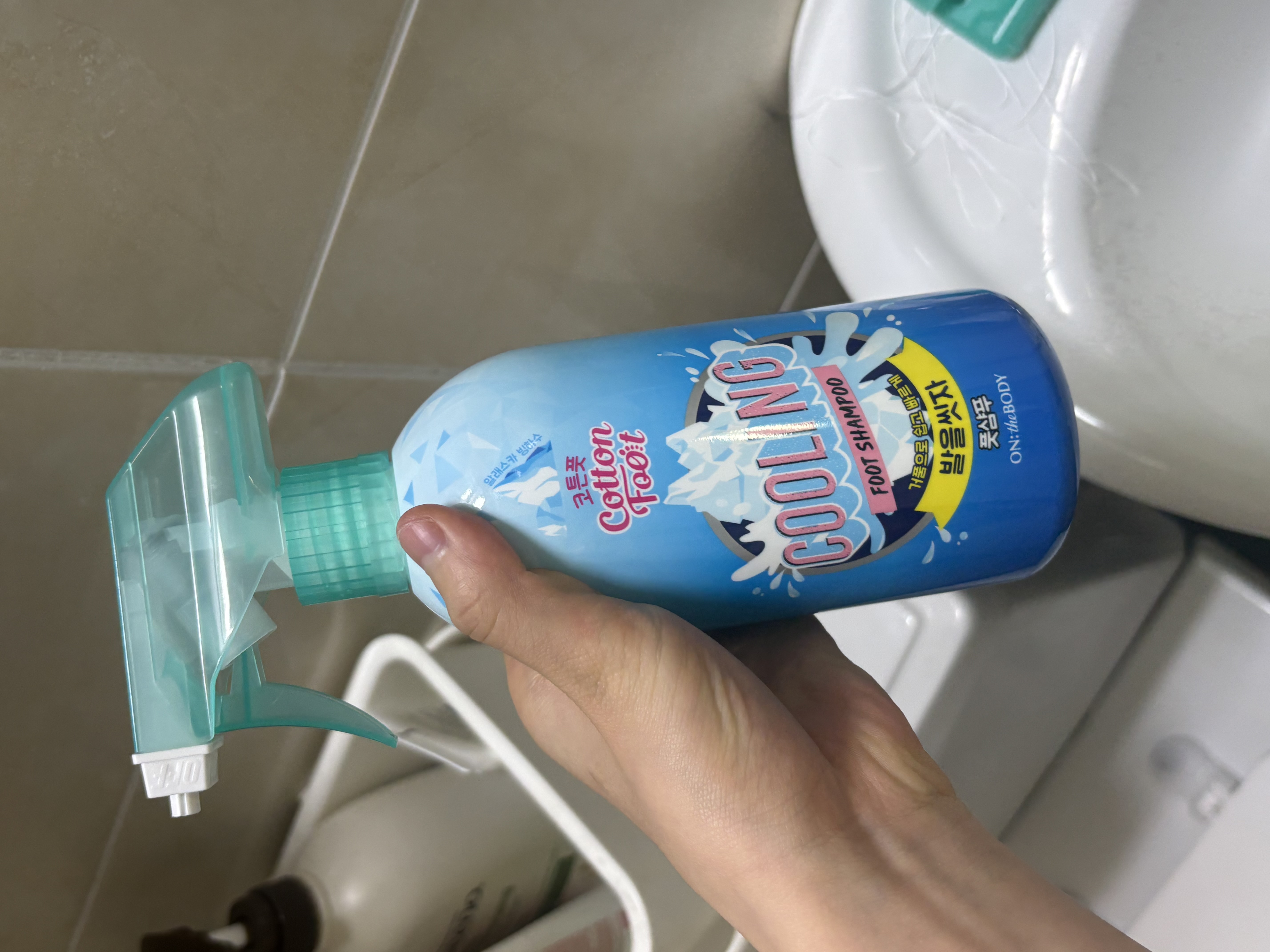 선택된 언니의파우치 리뷰 이미지 - [발을씻자 코튼풋샴푸]