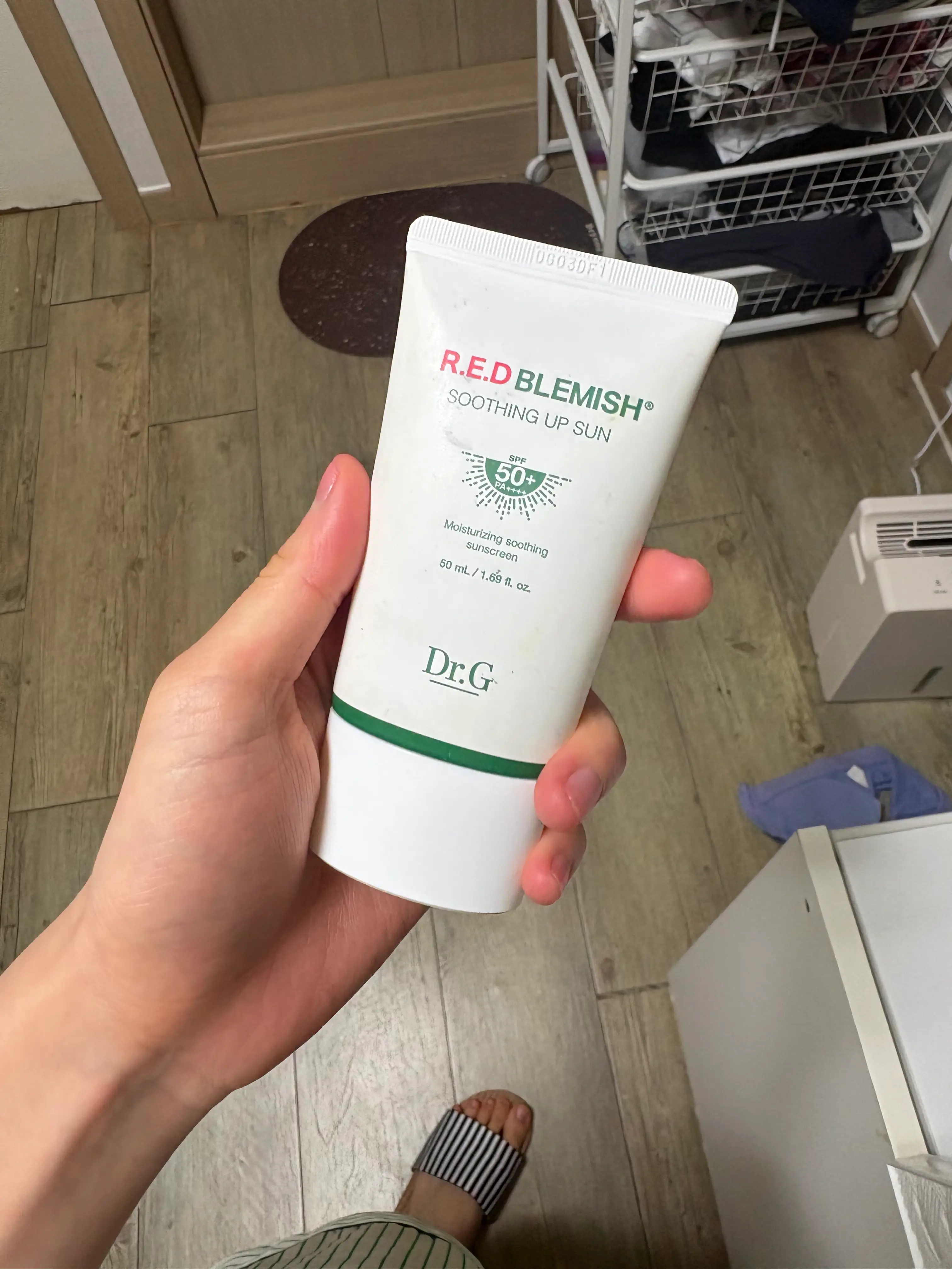 선택된 언니의파우치 리뷰 이미지 - [레드 블레미쉬 수딩 업 선]