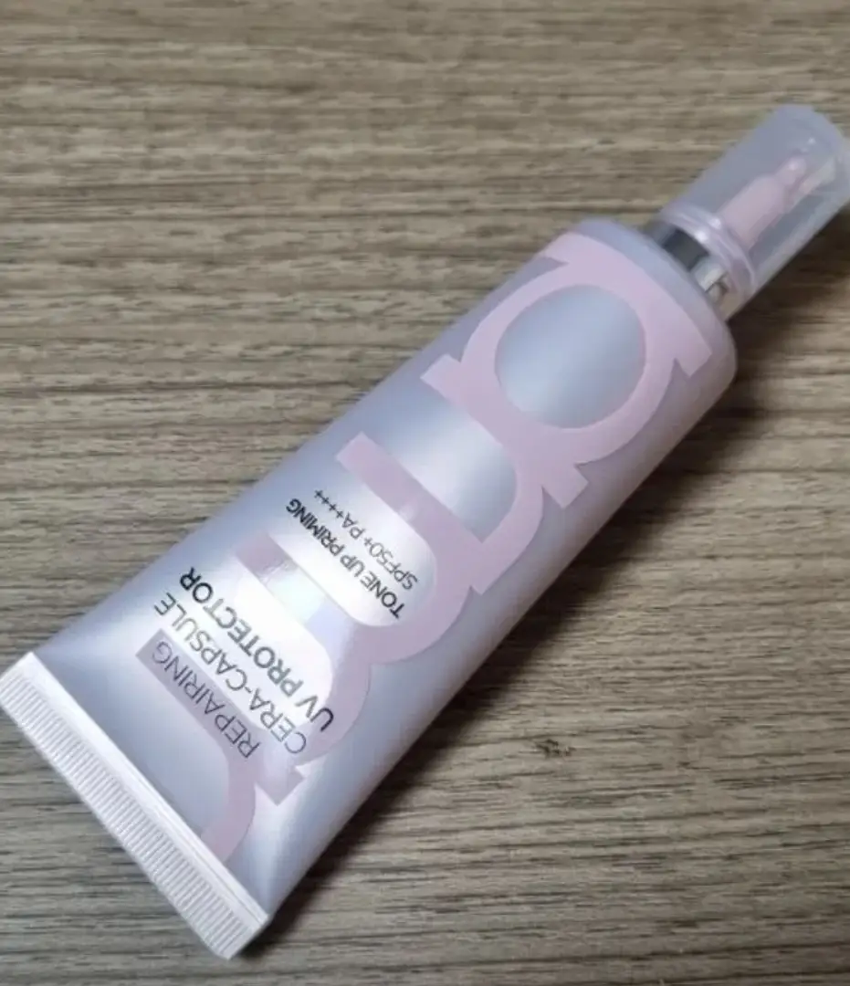 선택된 언니의파우치 리뷰 이미지 - [리페어링 세라캡슐 UV 프로텍터 톤업 프라이밍]