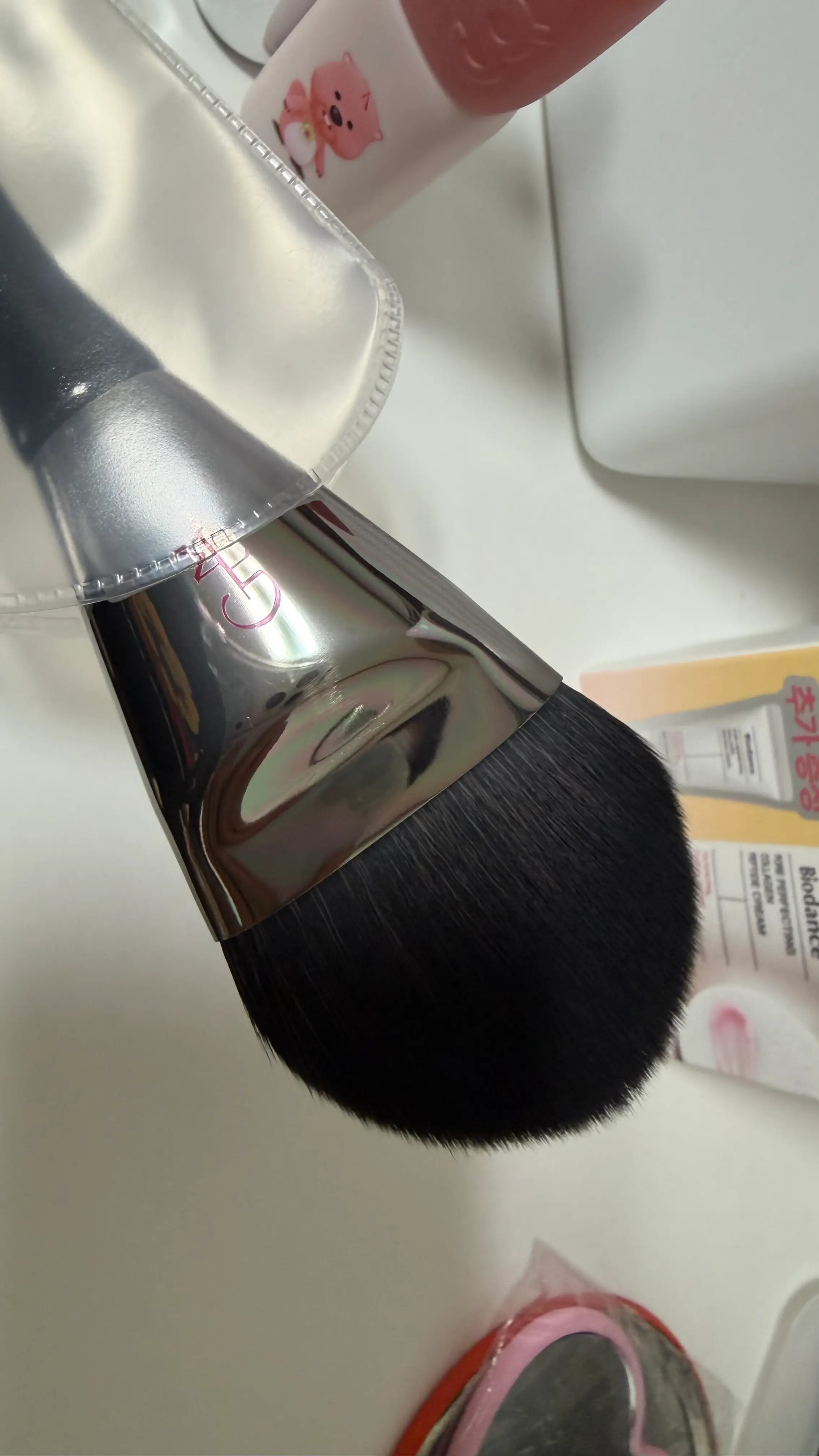 선택된 언니의파우치 리뷰 이미지 - [S01 삼각 파우더 브러시]