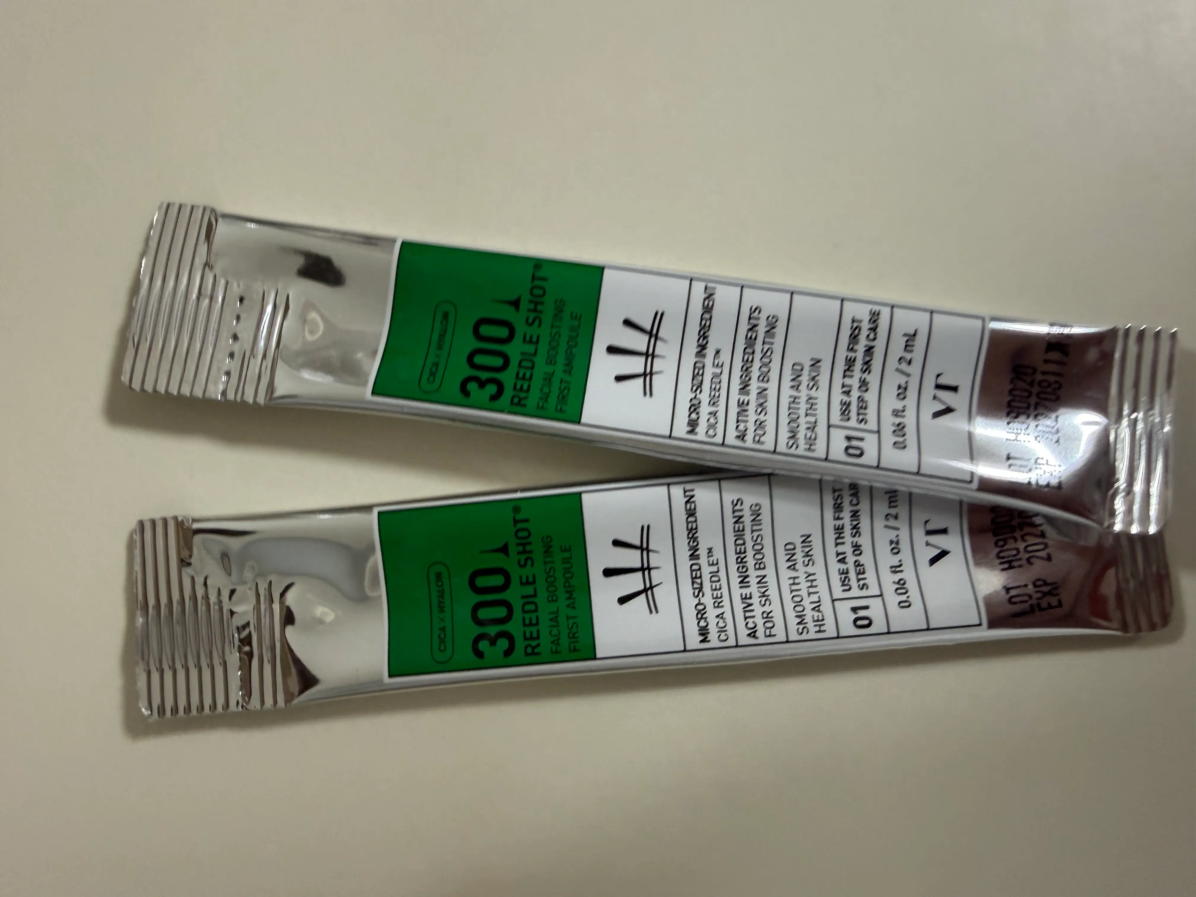 선택된 언니의파우치 리뷰 이미지 - [리들샷 300 페이셜 부스팅 퍼스트 앰플]