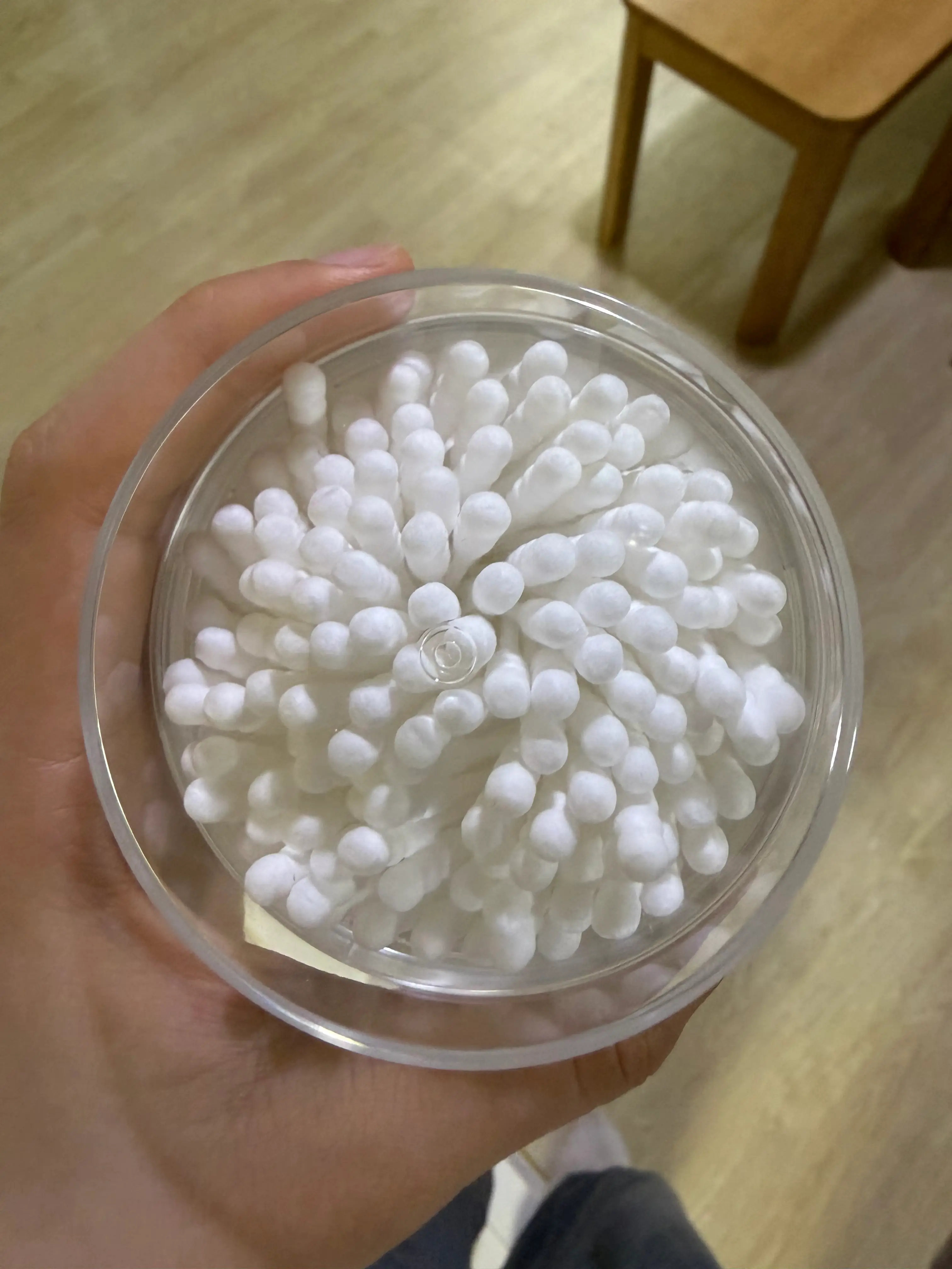 선택된 언니의파우치 리뷰 이미지 - [엠보싱 면봉]