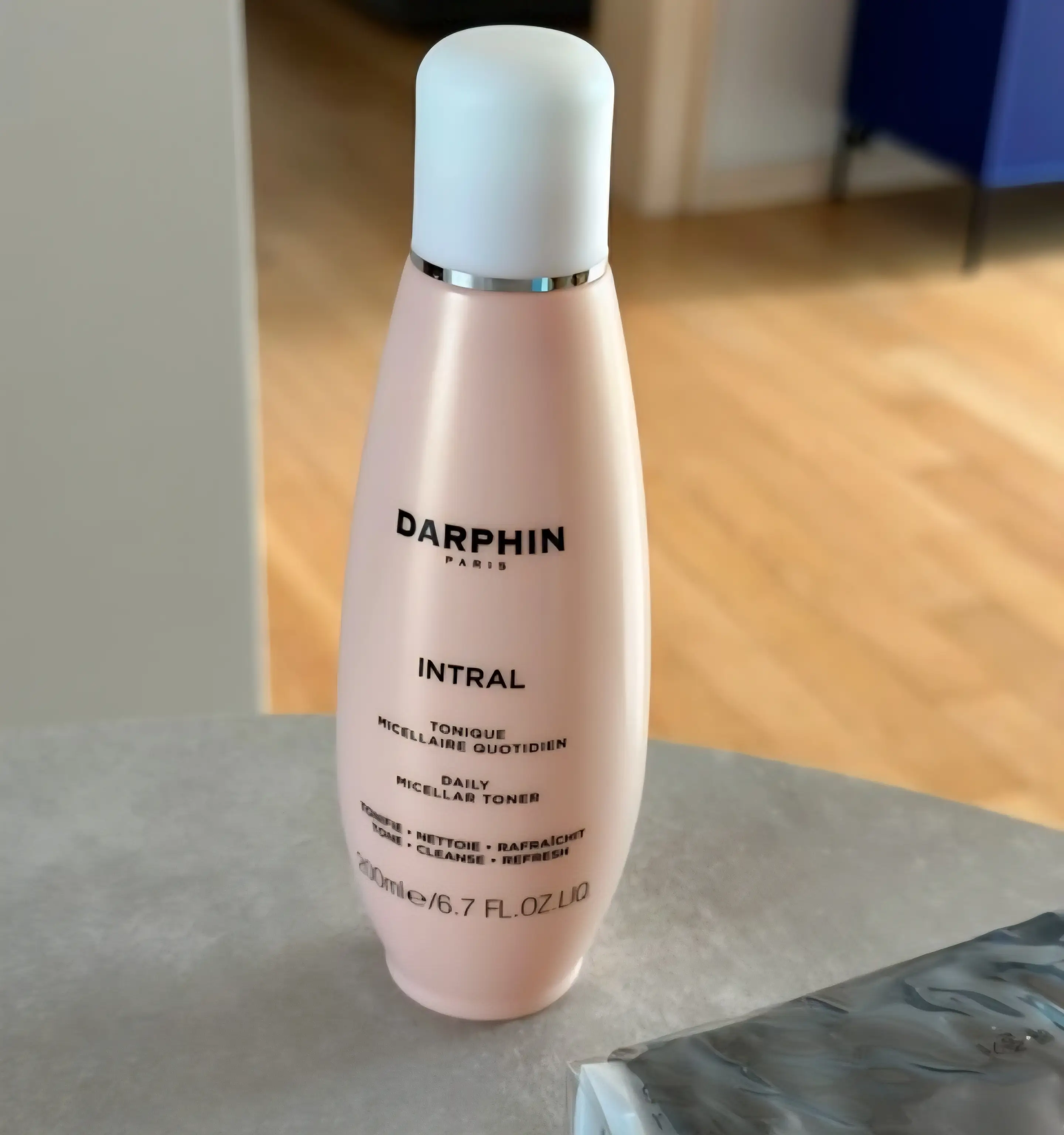 선택된 언니의파우치 리뷰 이미지 - [인트랄 데일리 미셀러 토너]