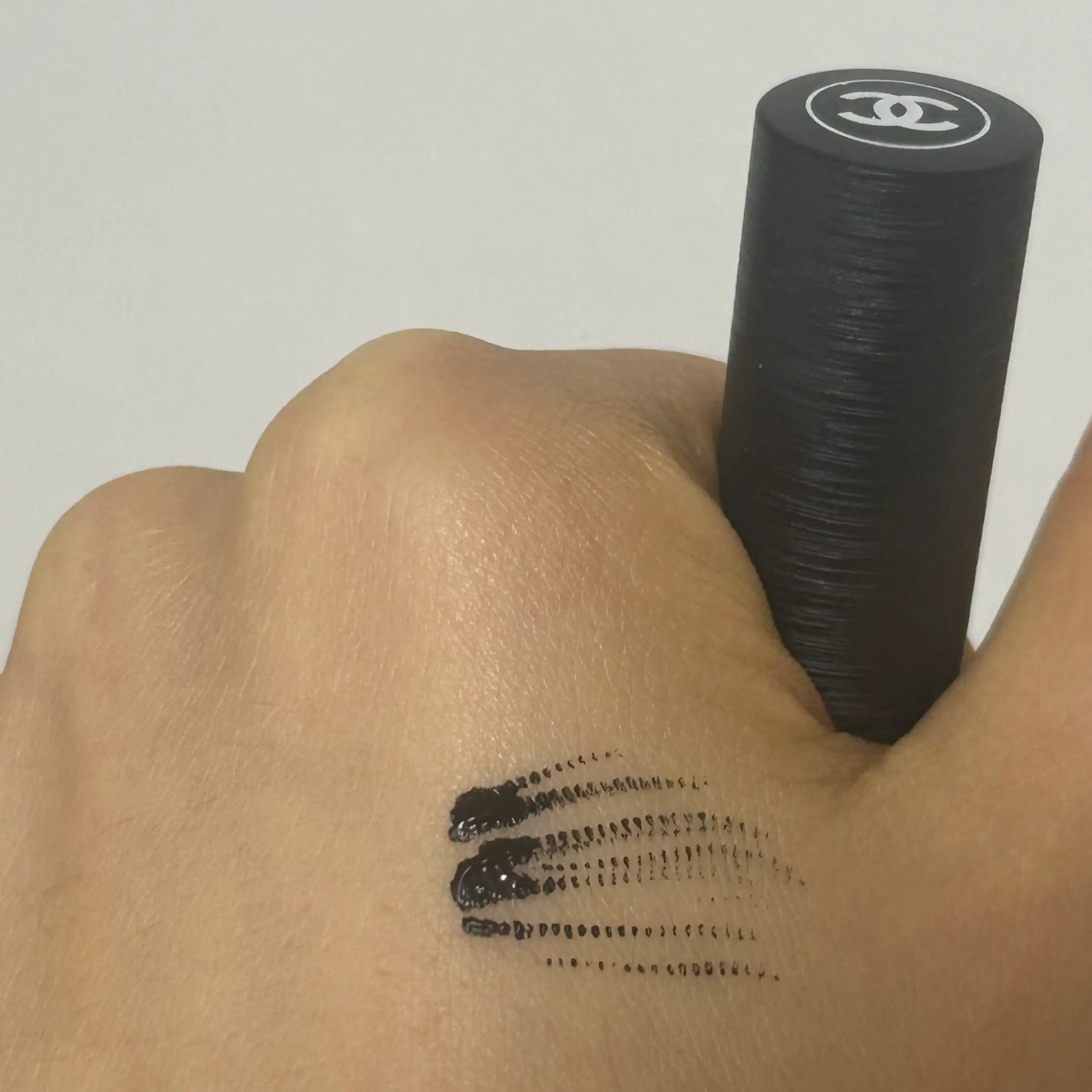 선택된 언니의파우치 리뷰 이미지 - [르 볼륨 스트레치 엑스트렘]