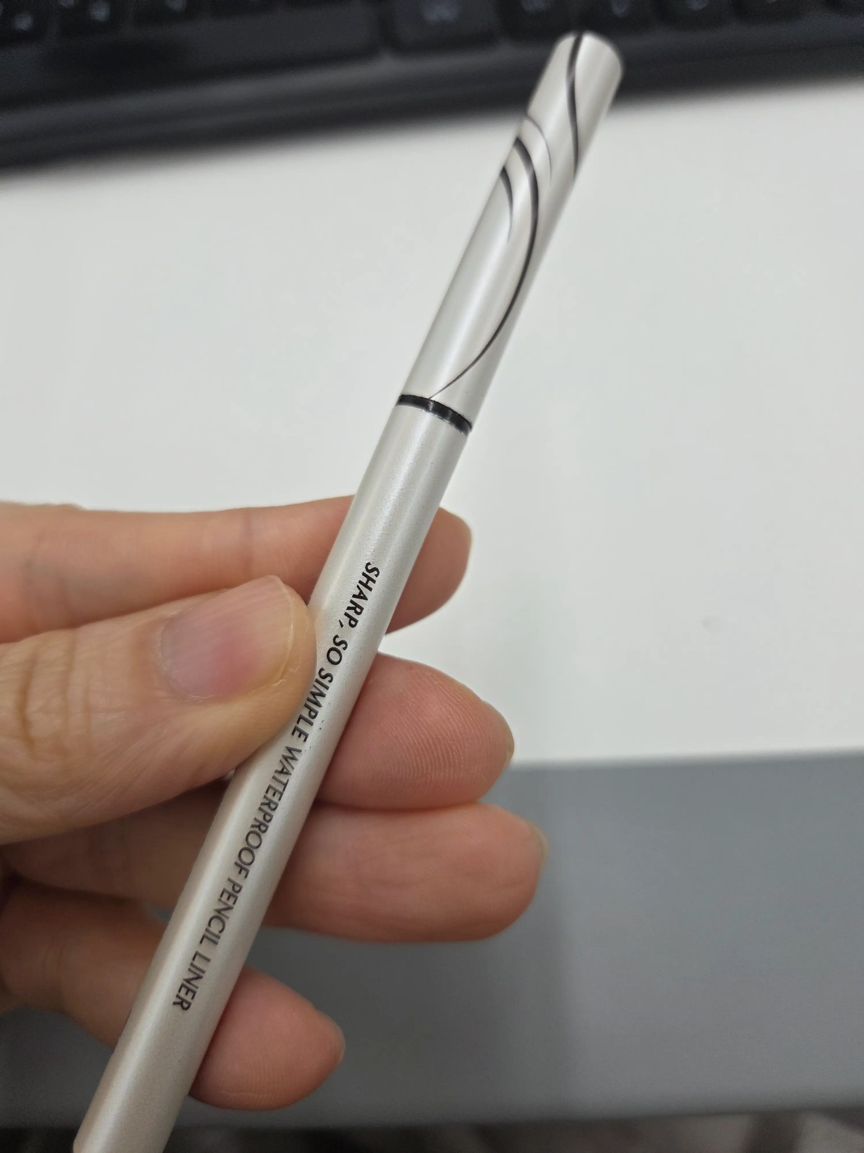 선택된 언니의파우치 리뷰 이미지 - [샤프 쏘 심플 워터프루프 펜슬라이너]