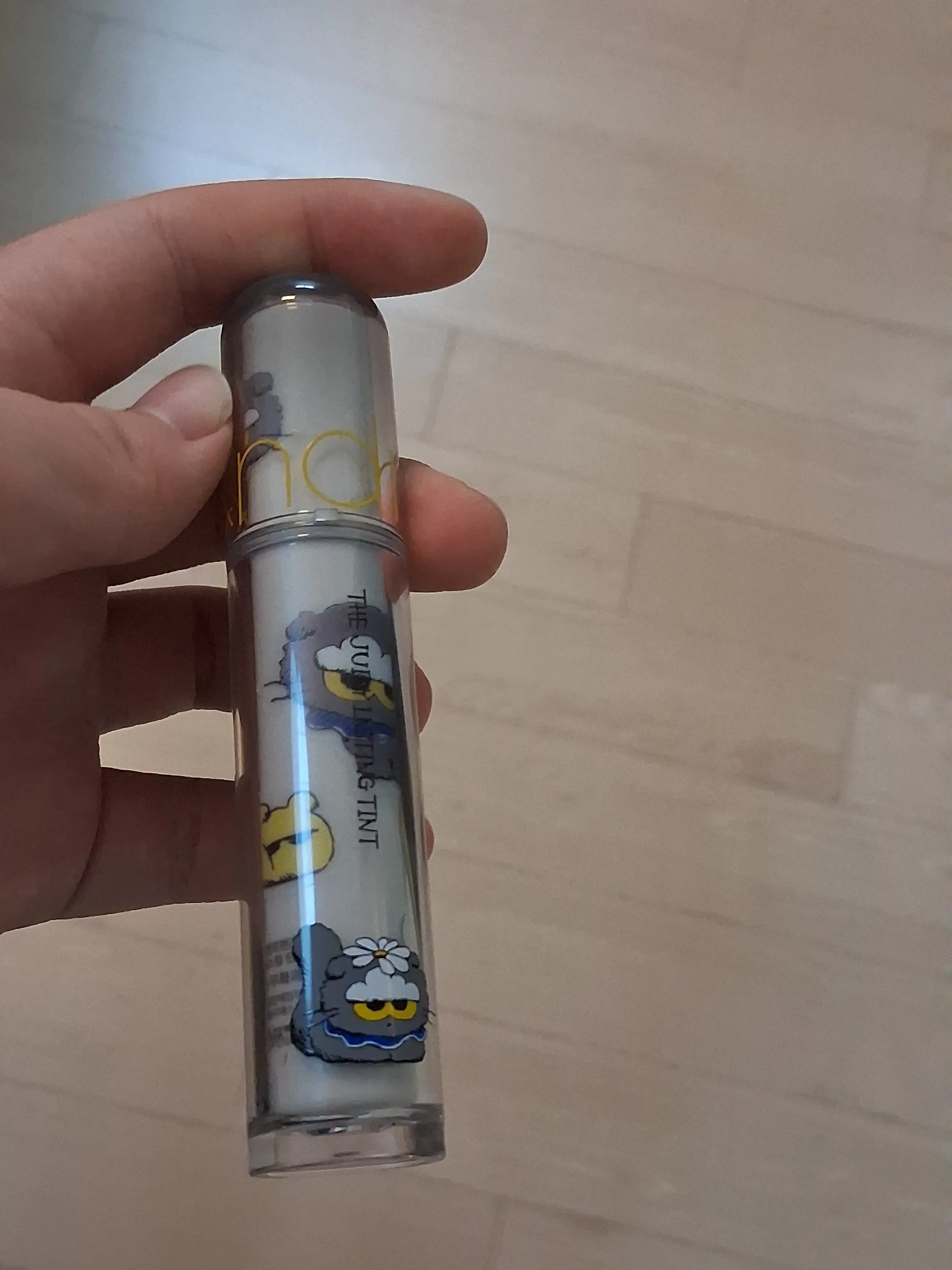 선택된 언니의파우치 리뷰 이미지 - [(롬앤X조앤프렌즈) 더 쥬시 래스팅 틴트]