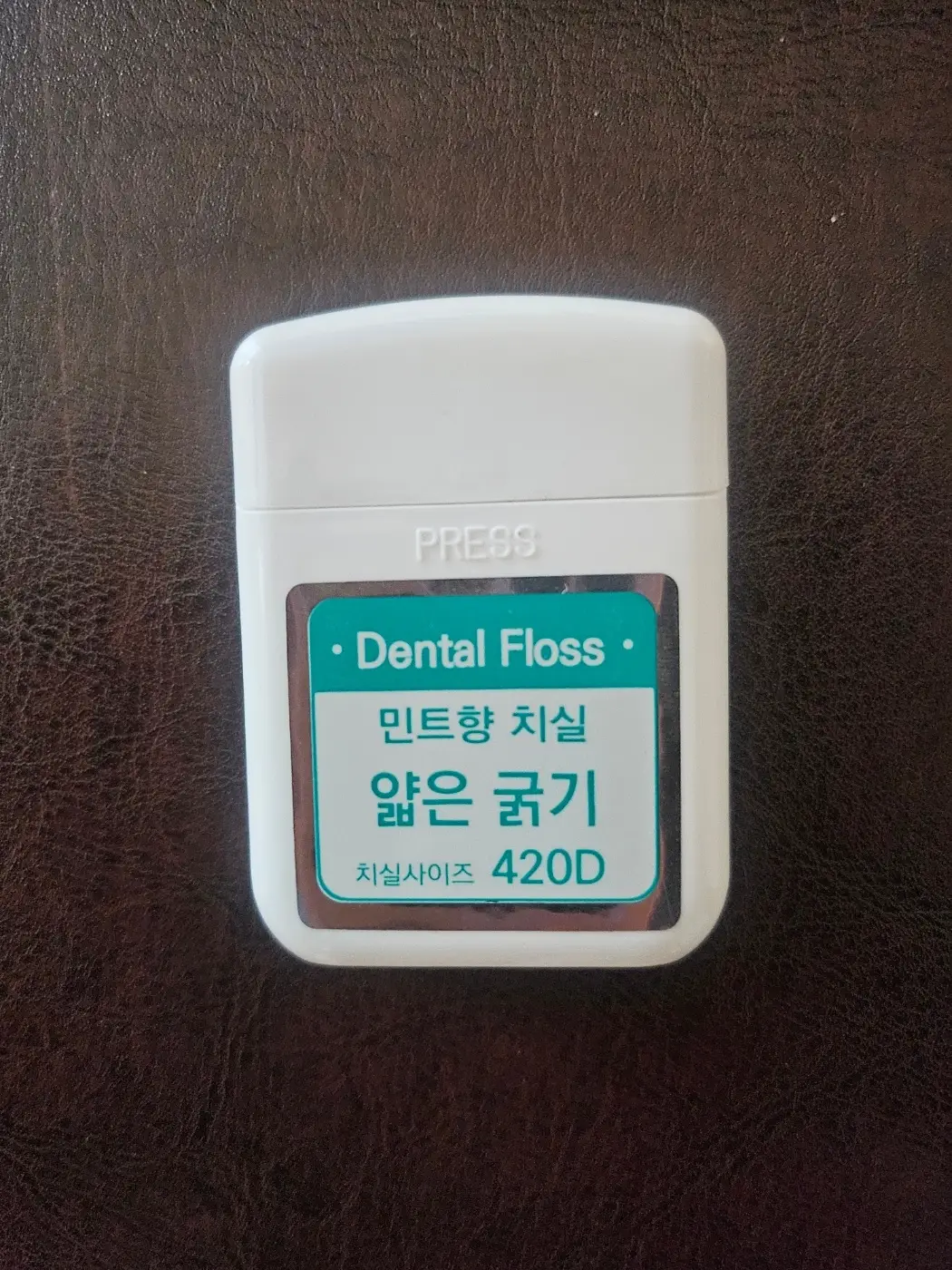 선택된 언니의파우치 리뷰 이미지 - [민트 향 치실 얇은 굵기]