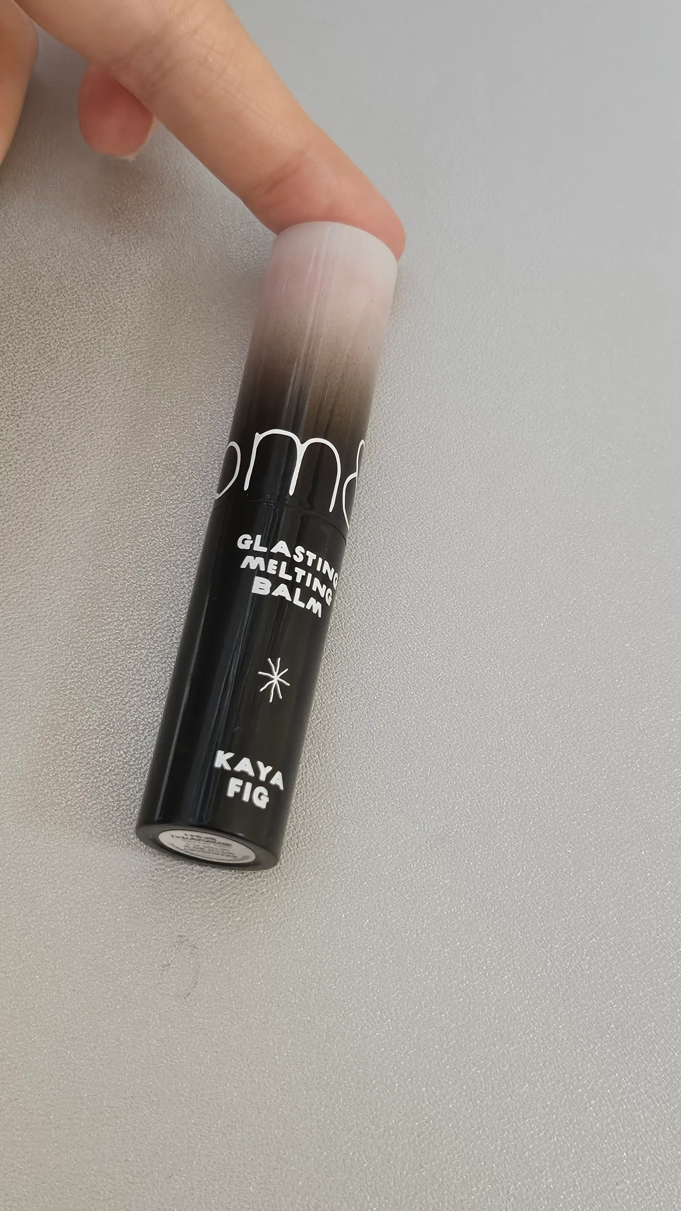 선택된 언니의파우치 리뷰 이미지 - [(이나피스퀘어 블랙 스펙트럼 에디션) 글래스팅 멜팅 밤]