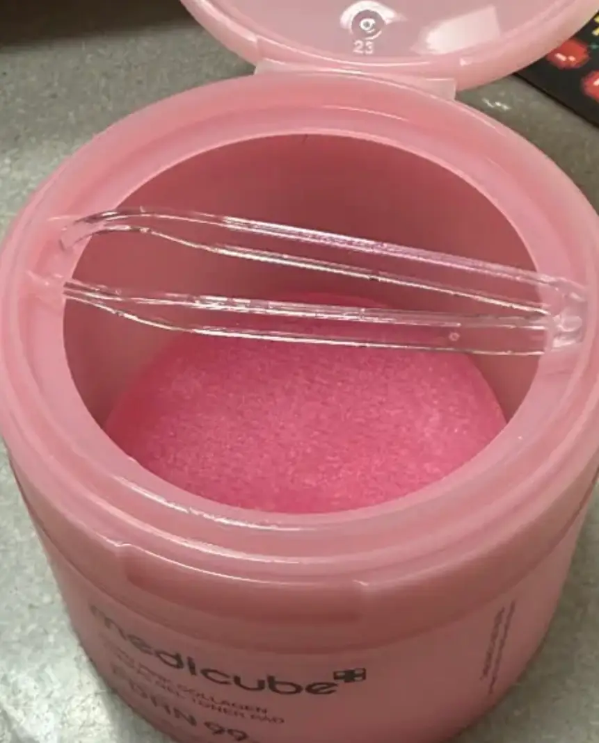 선택된 언니의파우치 리뷰 이미지 - [PDRN 핑크 콜라겐 토닝 겔 토너 패드]