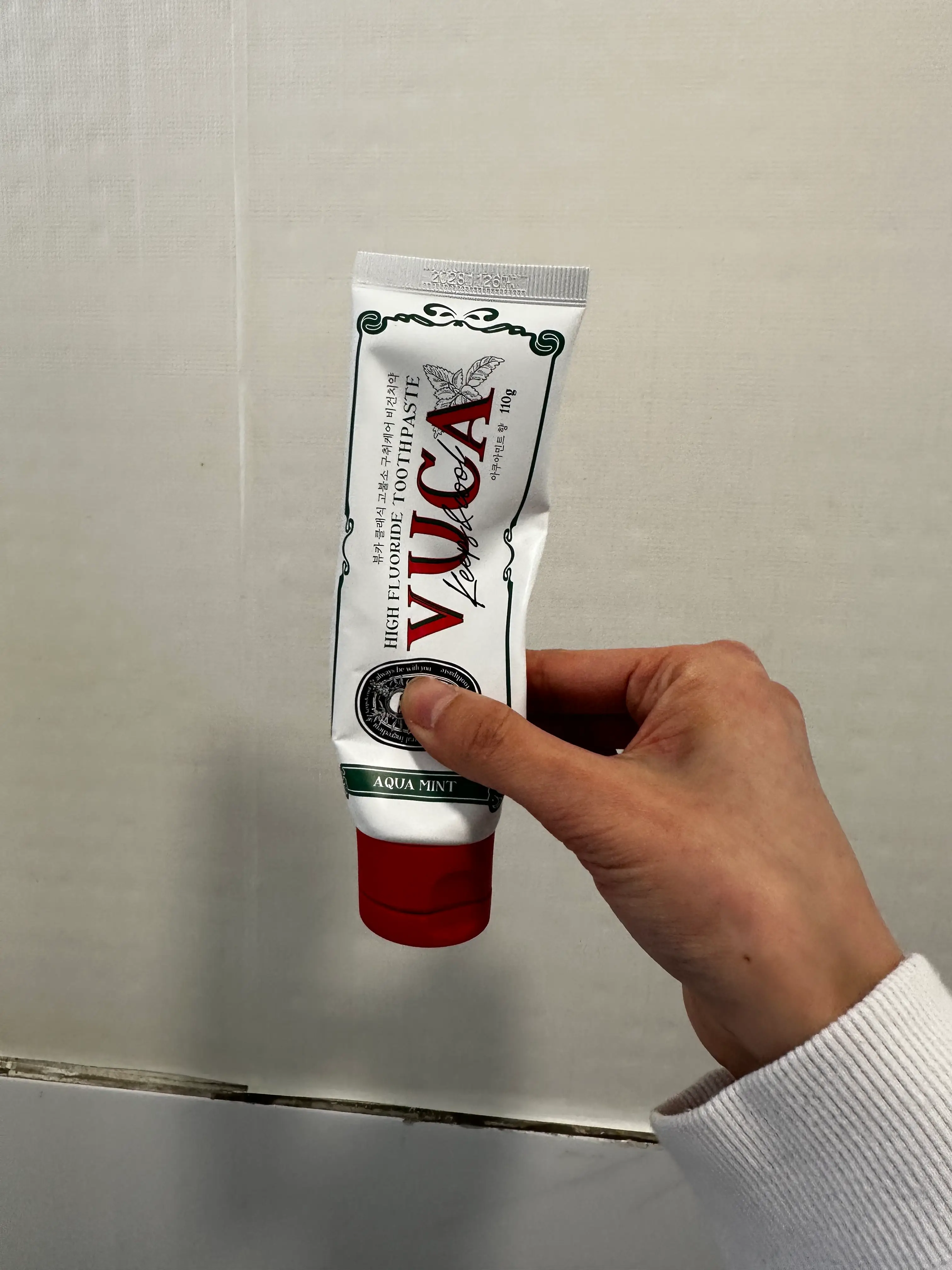 선택된 언니의파우치 리뷰 이미지 - [클래식 고불소 구취케어 치약 [아쿠아민트향]]