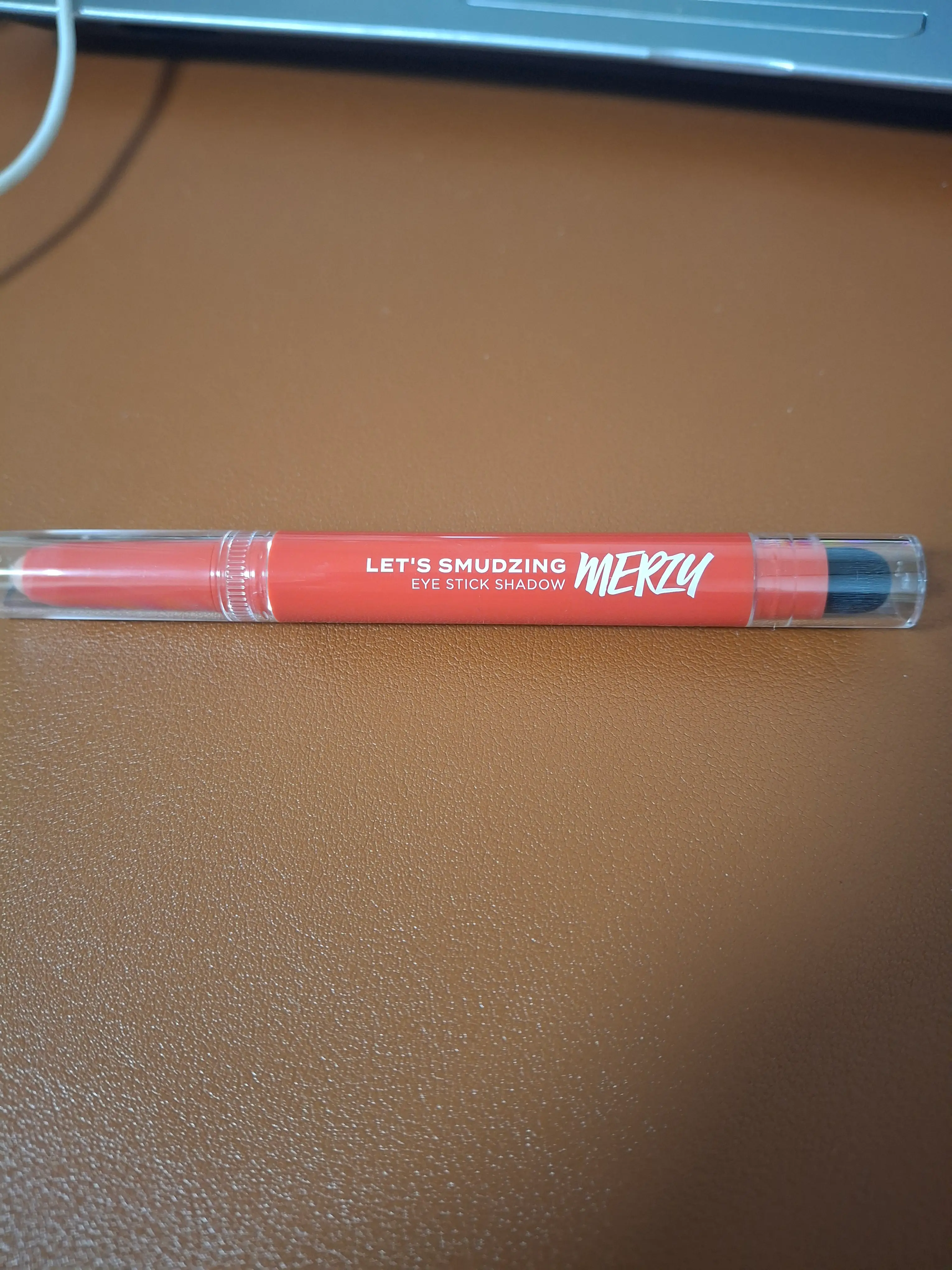 선택된 언니의파우치 리뷰 이미지 - [렛츠 스머징 아이 스틱 섀도우]