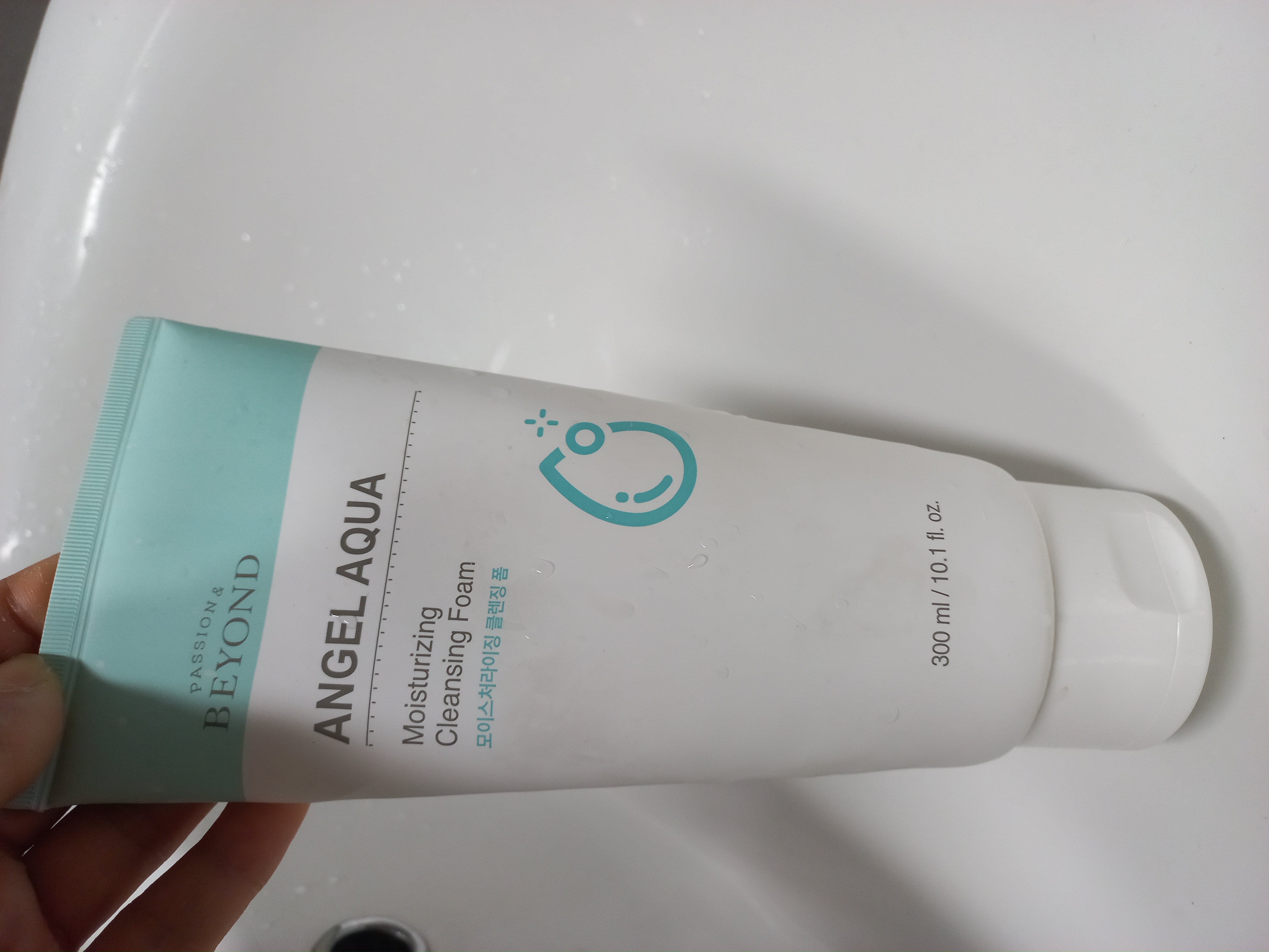 선택된 언니의파우치 리뷰 이미지 - [엔젤아쿠아 모이스처 클렌징폼]