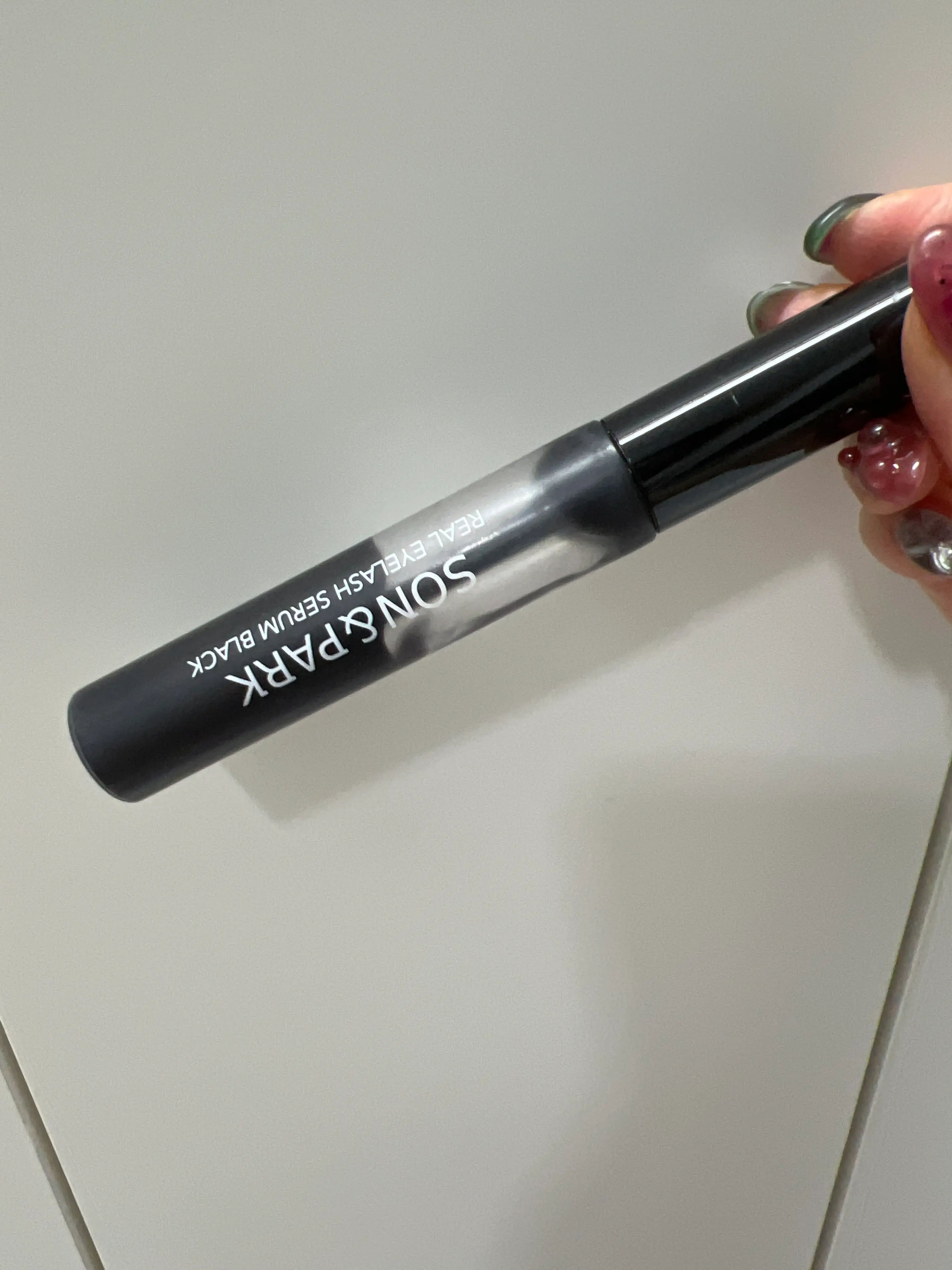 선택된 언니의파우치 리뷰 이미지 - [리얼 아이래쉬 세럼 블랙]