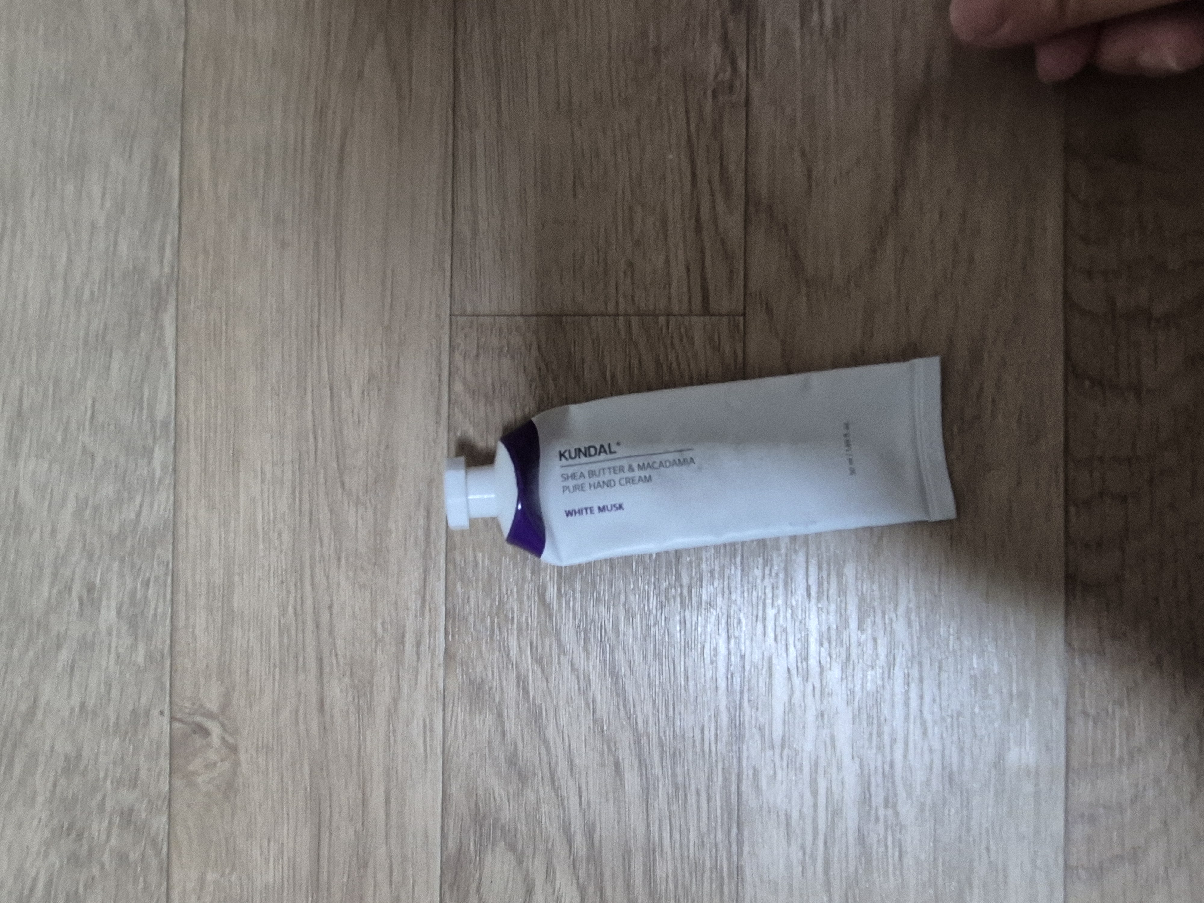 선택된 언니의파우치 리뷰 이미지 - [시어버터 앤 마카다미아 퓨어 핸드크림]