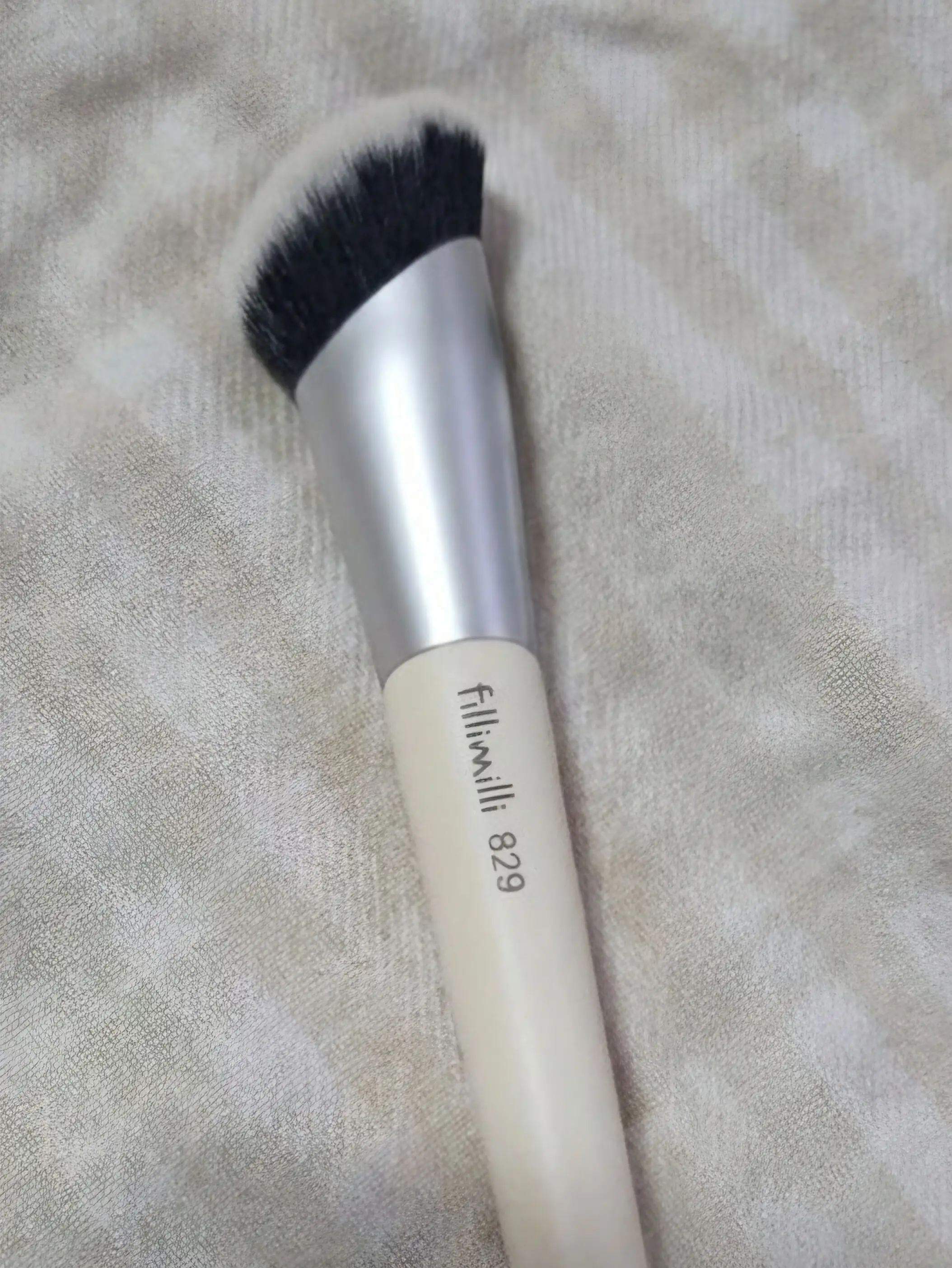 선택된 언니의파우치 리뷰 이미지 - [스킨 코렉터 브러시 829]