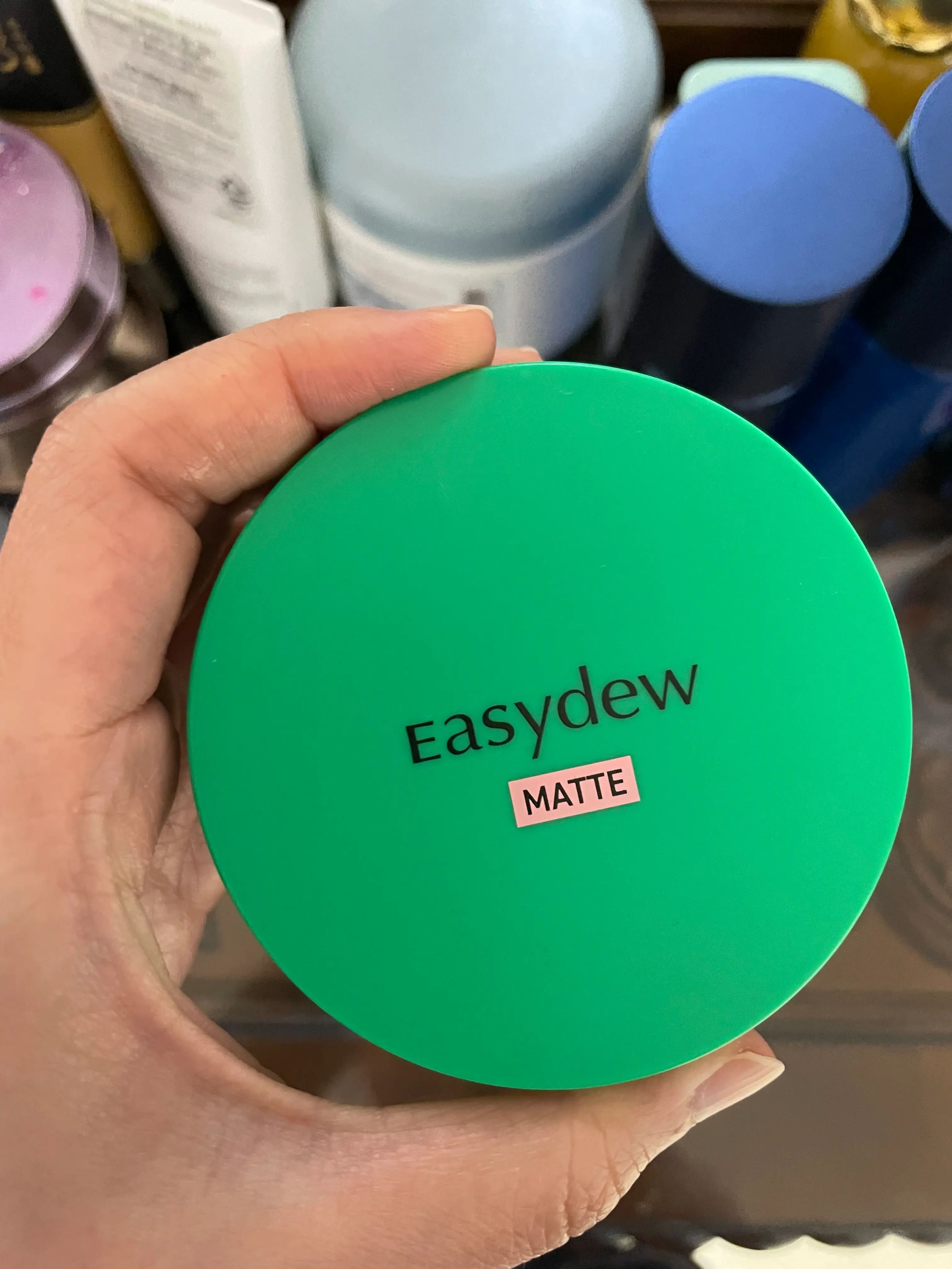 선택된 언니의파우치 리뷰 이미지 - [멜라 비 토닝 매트 커버 팩트]