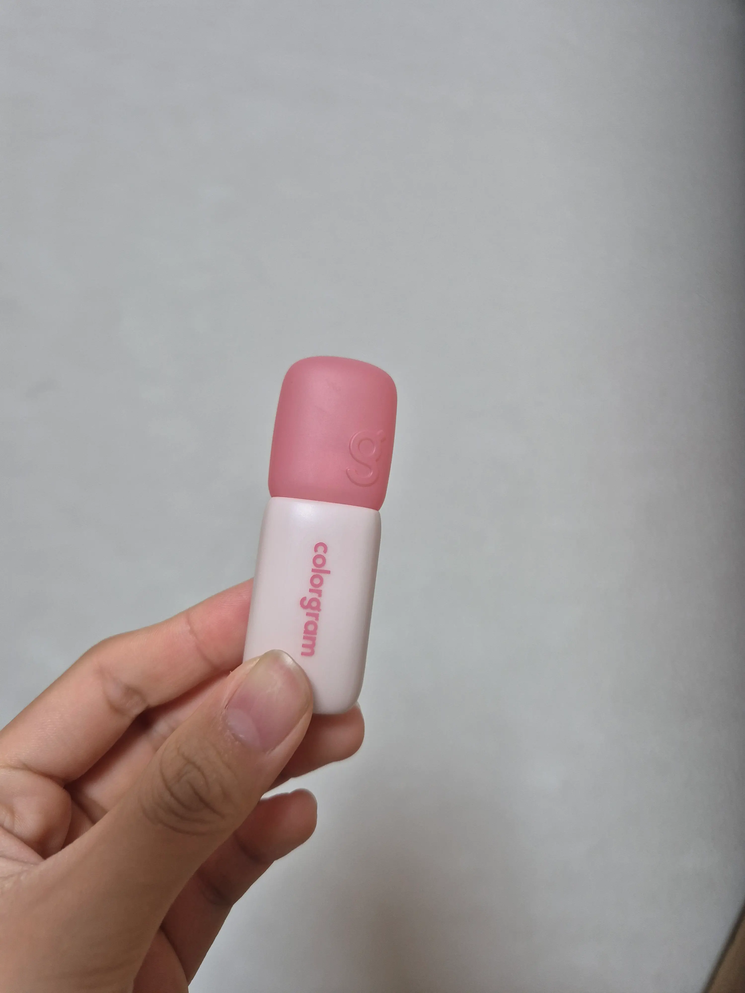 선택된 언니의파우치 리뷰 이미지 - [누디 블러 틴트]