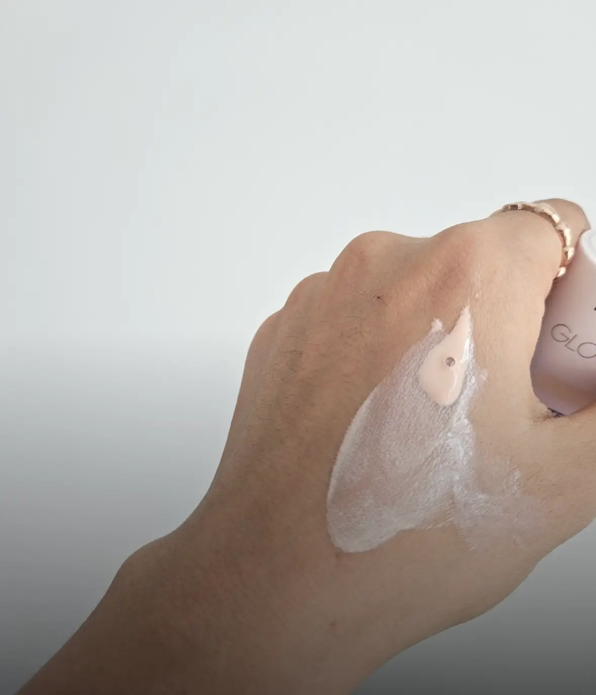 선택된 언니의파우치 리뷰 이미지 - [글로우 플레이 라이트풀 C3 톤 업 프라이머]