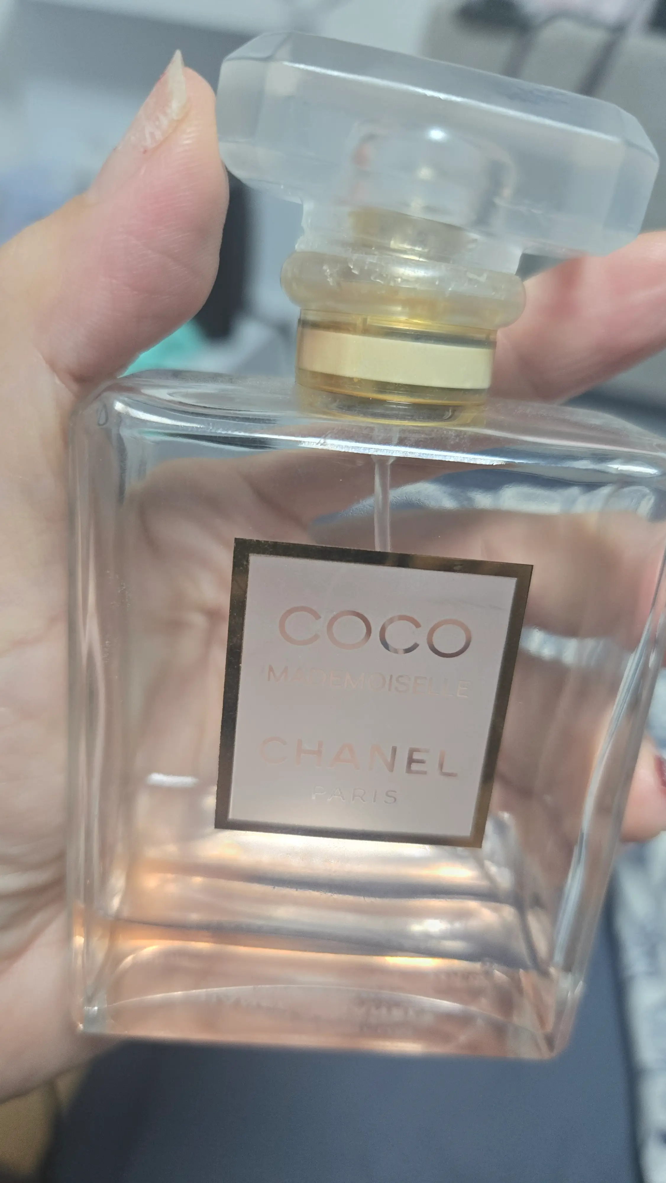 선택된 언니의파우치 리뷰 이미지 - [(2025 홀리데이 컬렉션) 코코 마드모아젤 오 드 빠르펭]