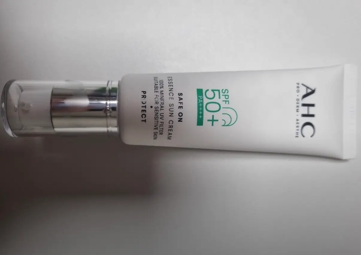 선택된 언니의파우치 리뷰 이미지 - [세이프온 에센스 선크림]