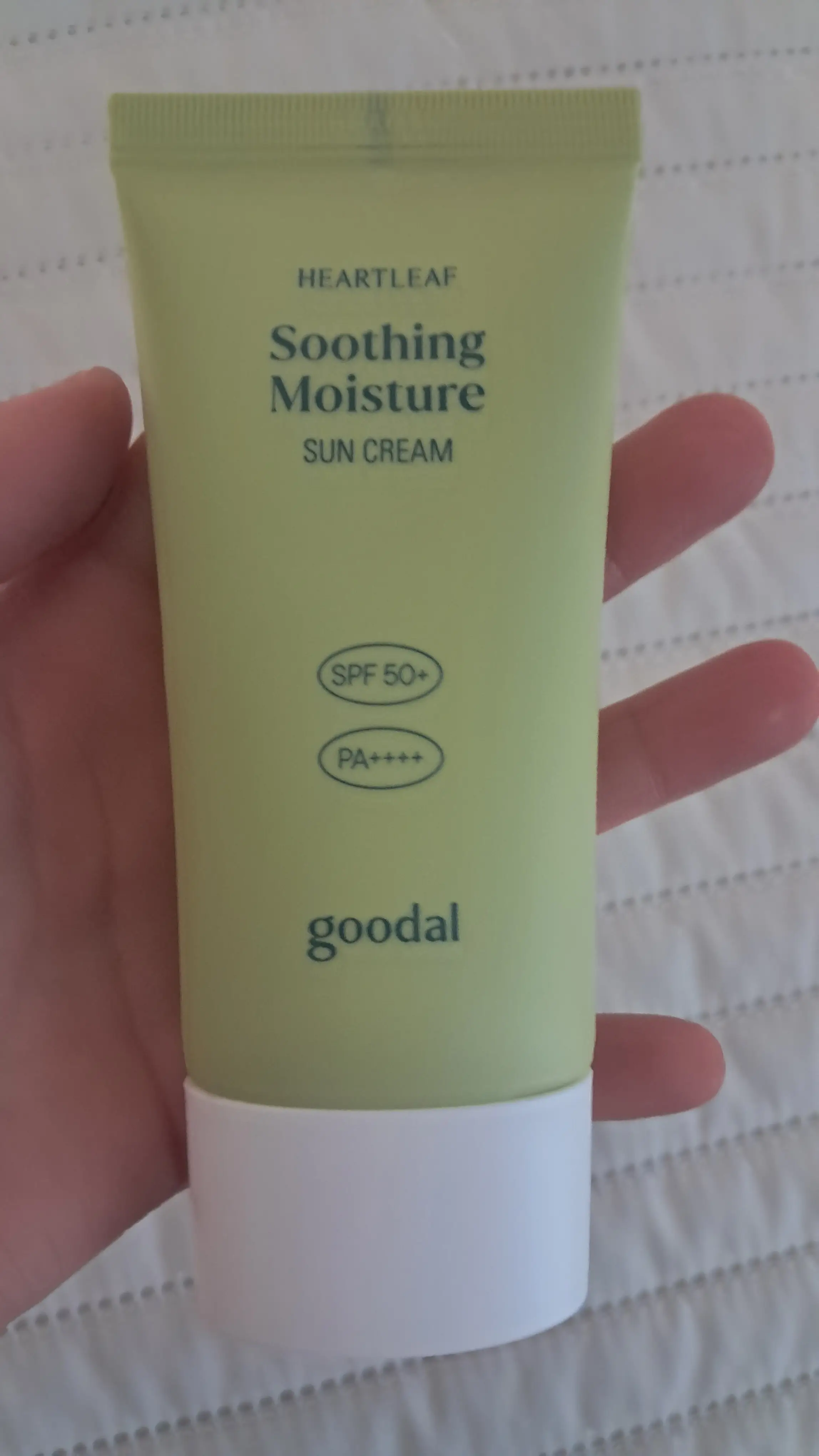 선택된 언니의파우치 리뷰 이미지 - [맑은 어성초 진정 수분 선크림]