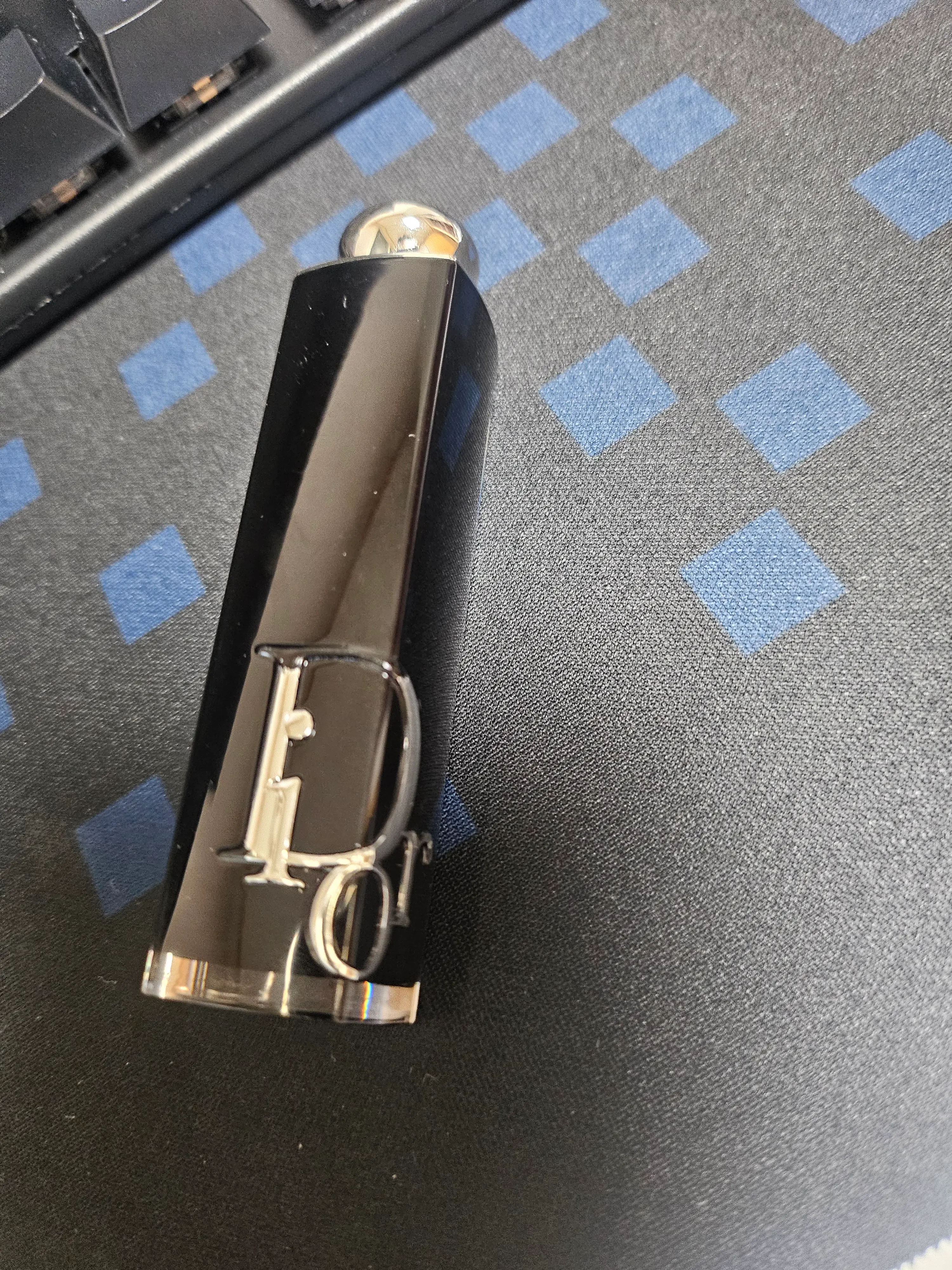 선택된 언니의파우치 리뷰 이미지 - [어딕트 립스틱]