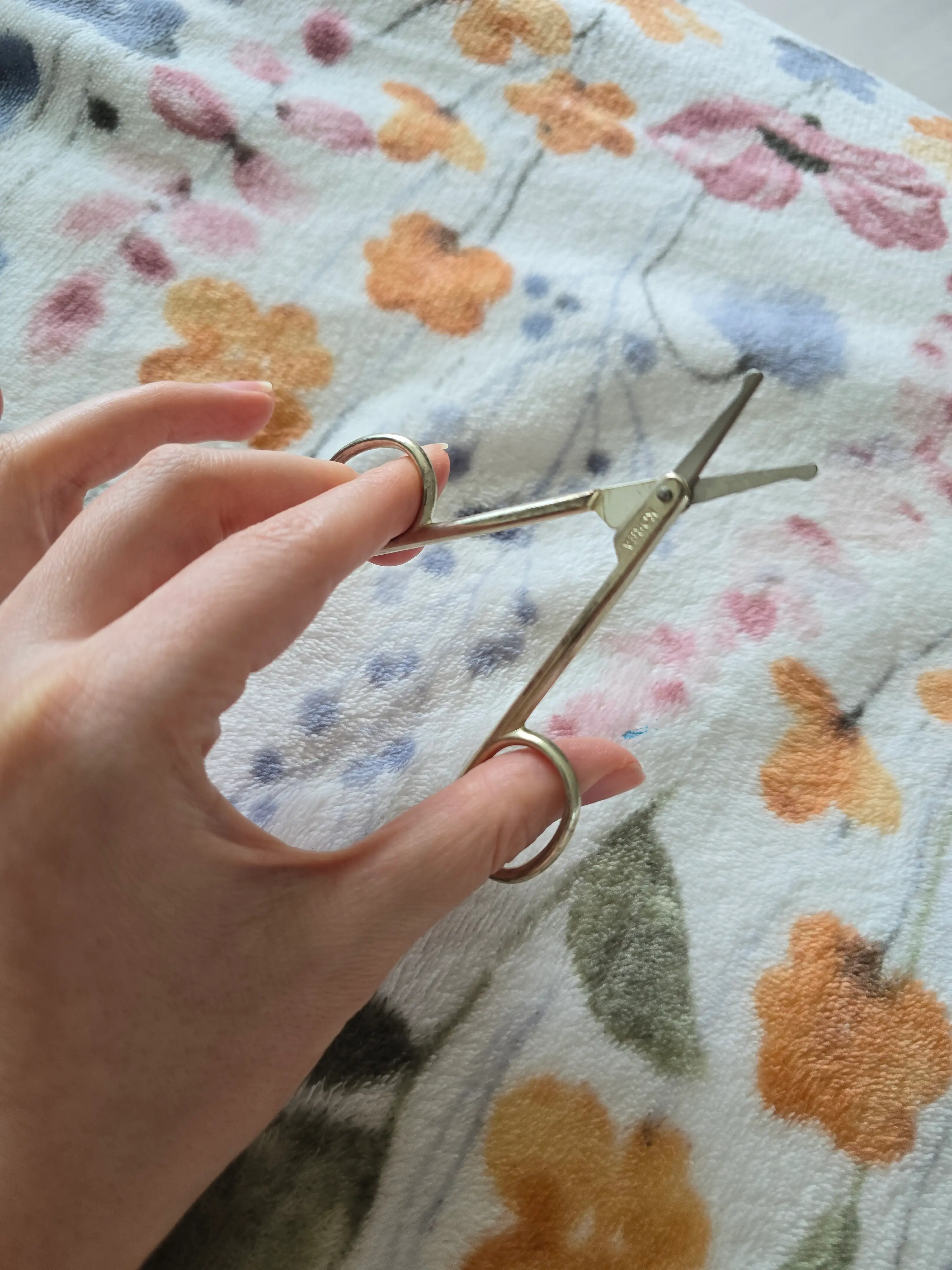 선택된 언니의파우치 리뷰 이미지 - [골드 코털 가위]