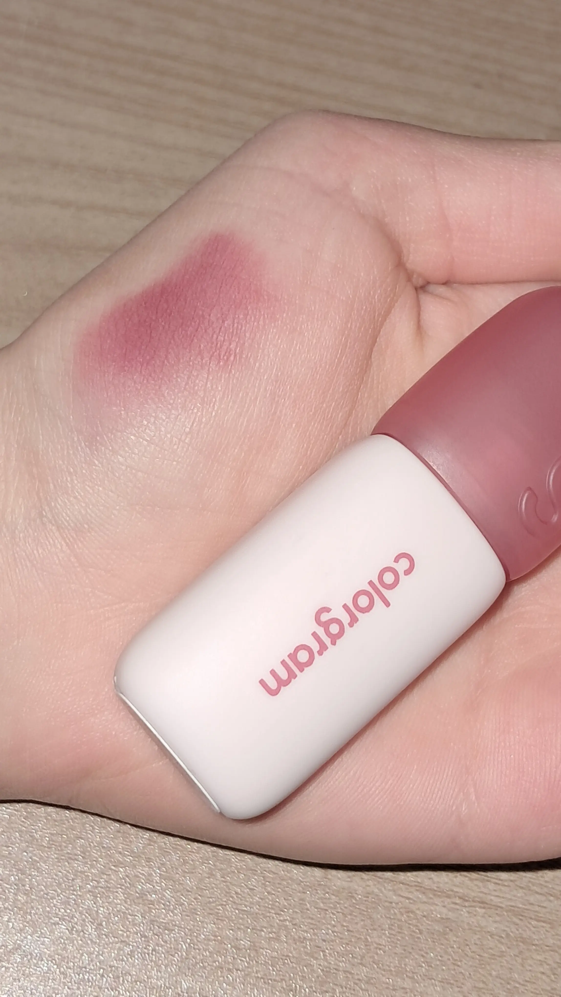 선택된 언니의파우치 리뷰 이미지 - [누디 블러 틴트]