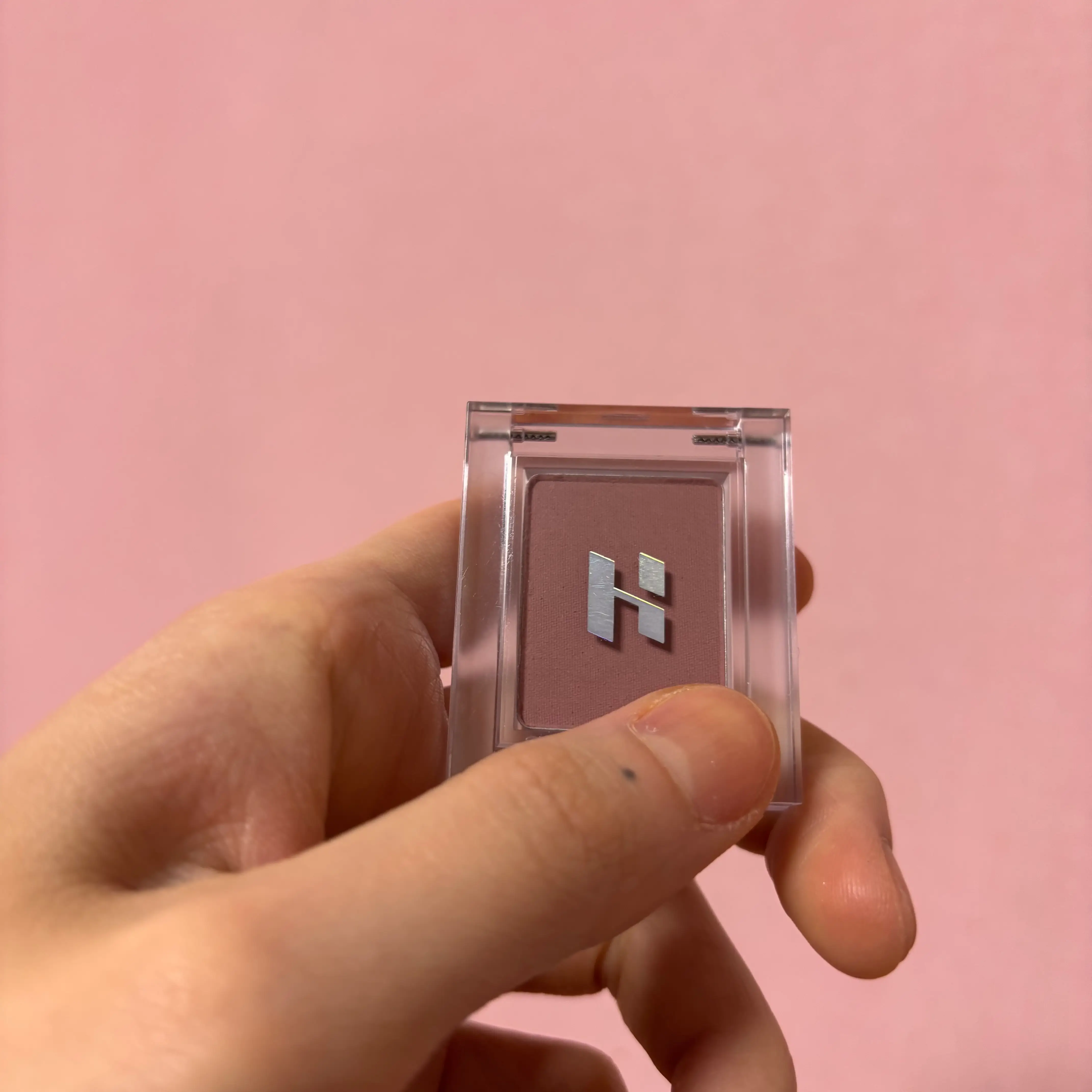 선택된 언니의파우치 리뷰 이미지 - [마이페이브 피스 아이 섀도우]