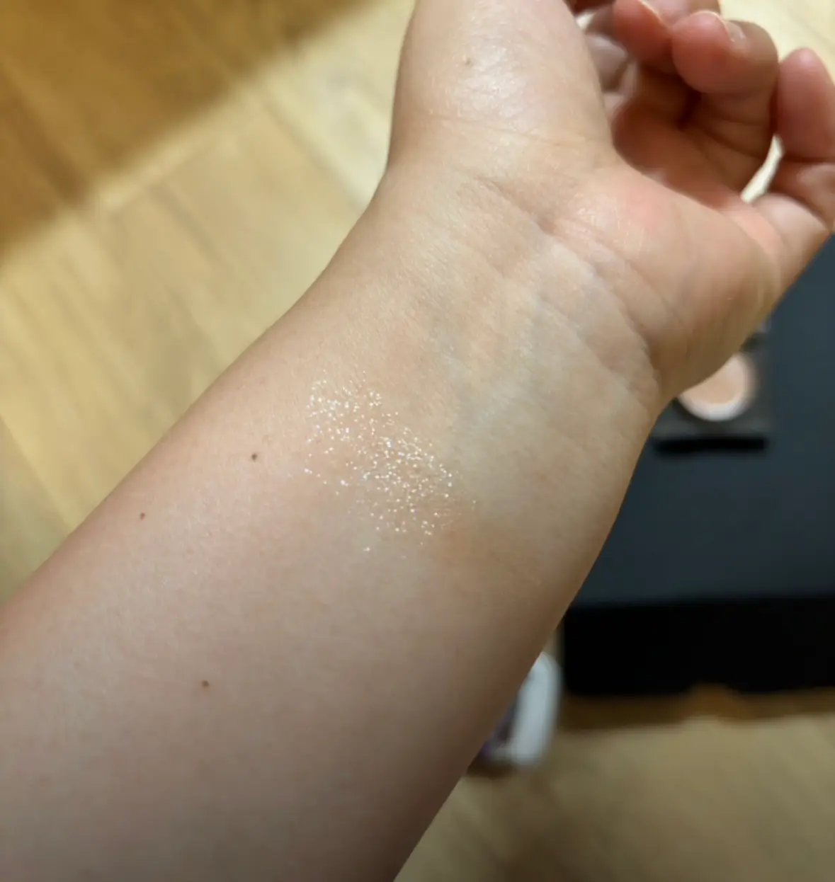 선택된 언니의파우치 리뷰 이미지 - [문더스트 글리터 아이섀도우]