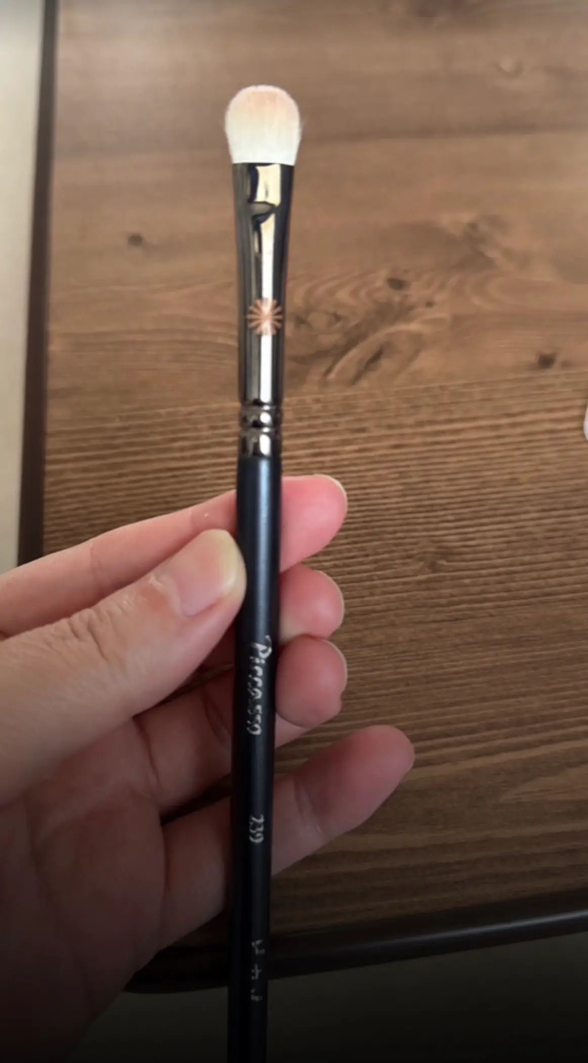 선택된 언니의파우치 리뷰 이미지 - [239 아이섀도우 브러쉬]