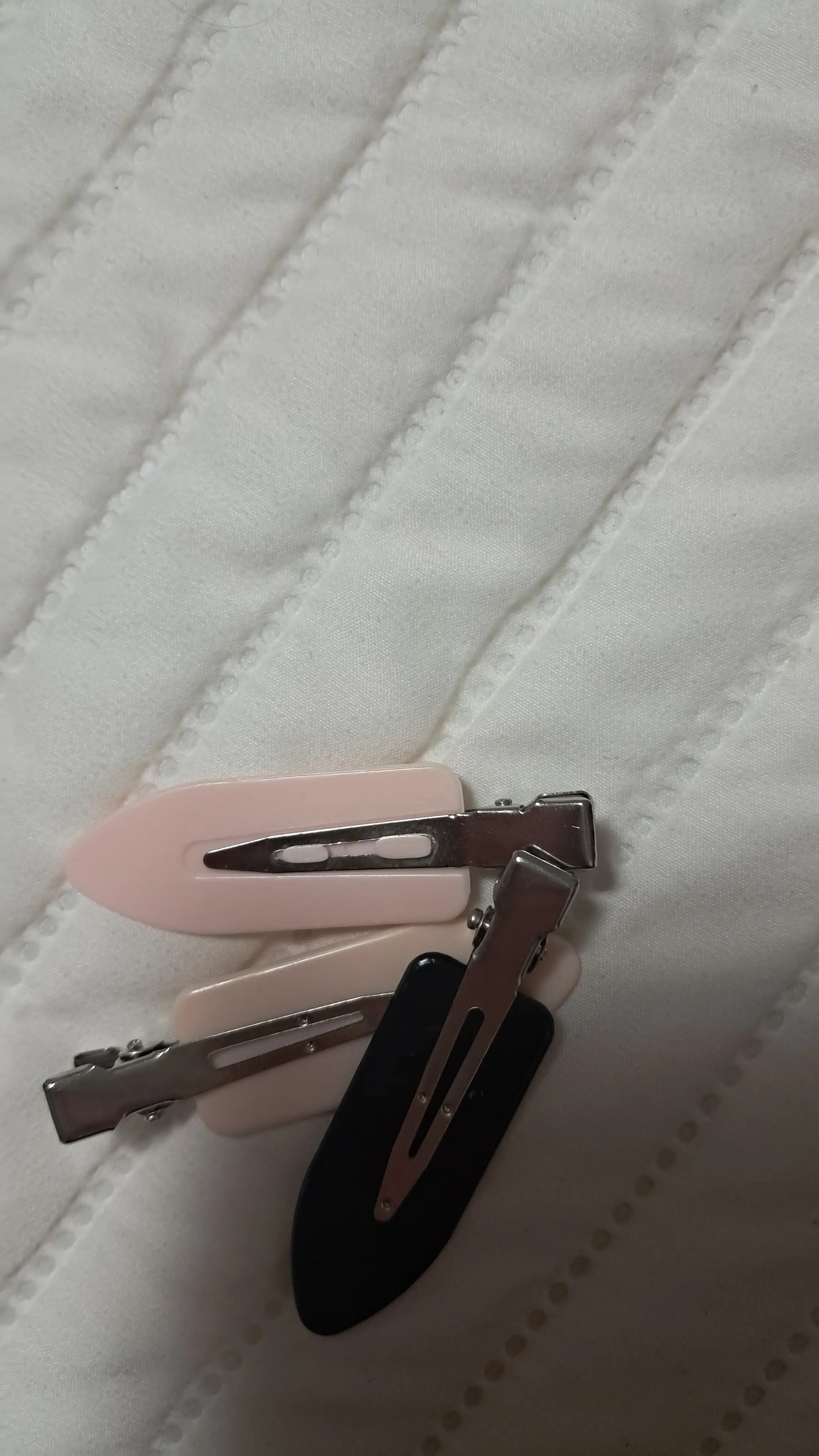 선택된 언니의파우치 리뷰 이미지 - [자국이 덜 남는 헤어 집게]