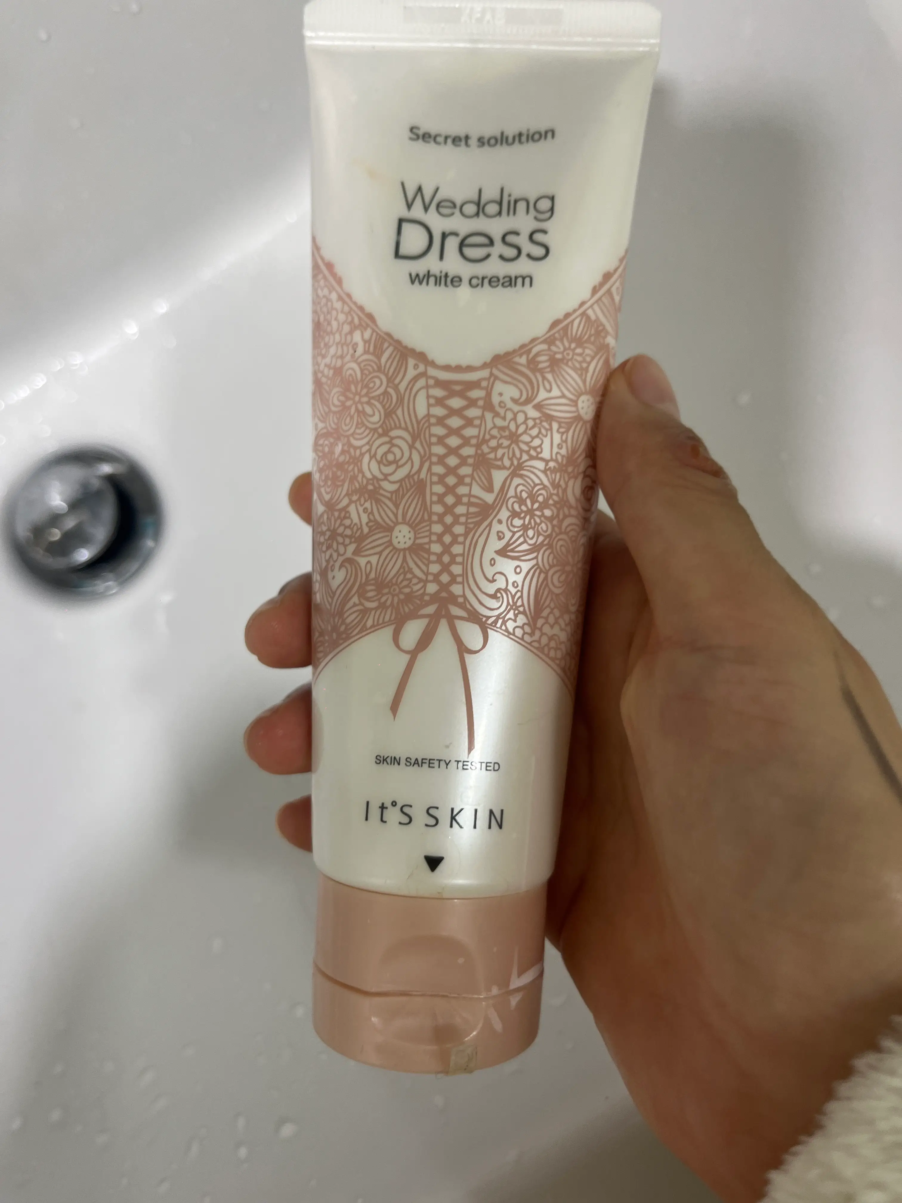 선택된 언니의파우치 리뷰 이미지 - [시크릿 솔루션 웨딩 드레스 퓨어 크림]
