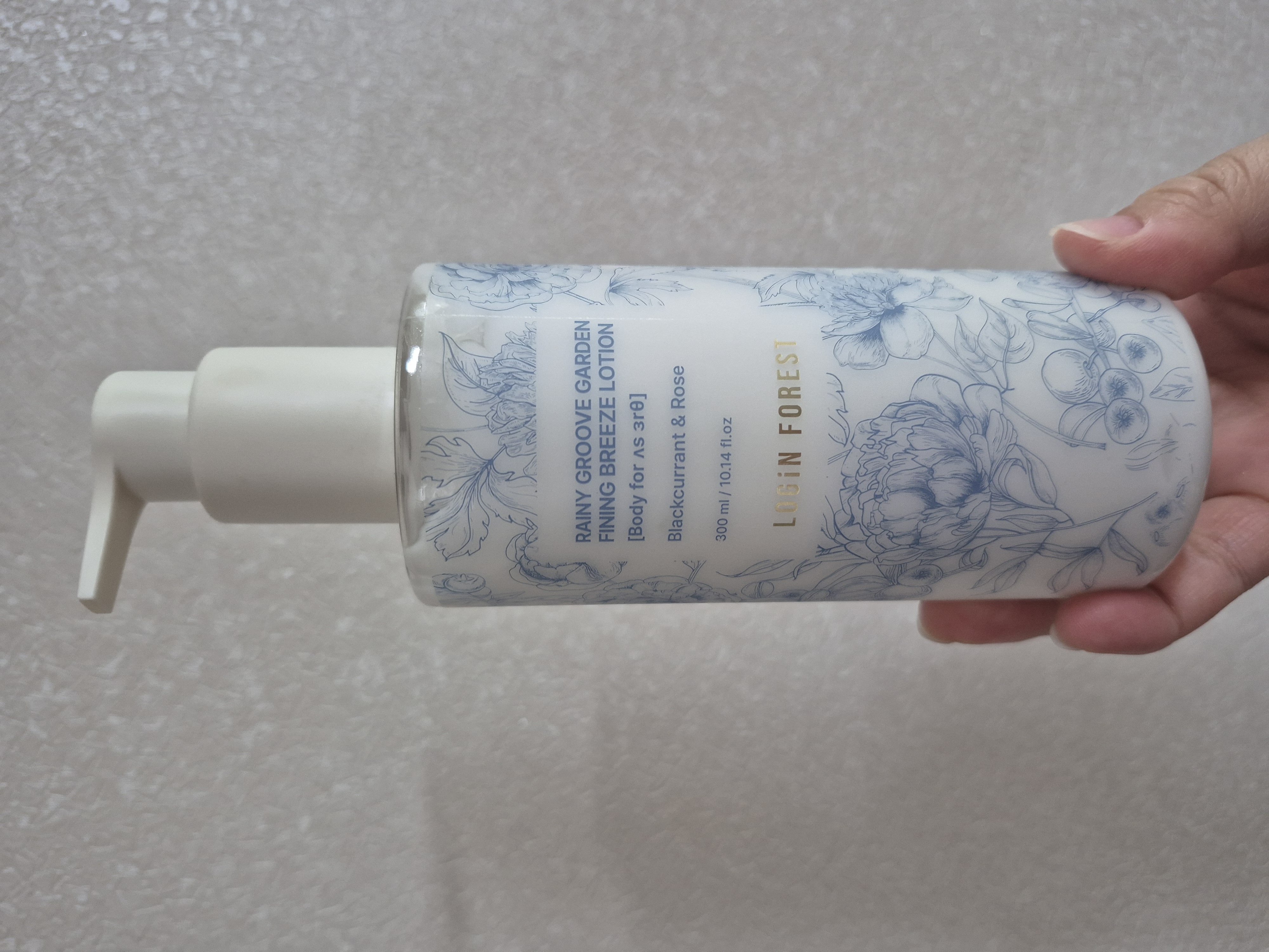 선택된 언니의파우치 리뷰 이미지 - [레이니 그루브 가든 파이닝 브리즈 로션 바디 포 어스 얼쓰]