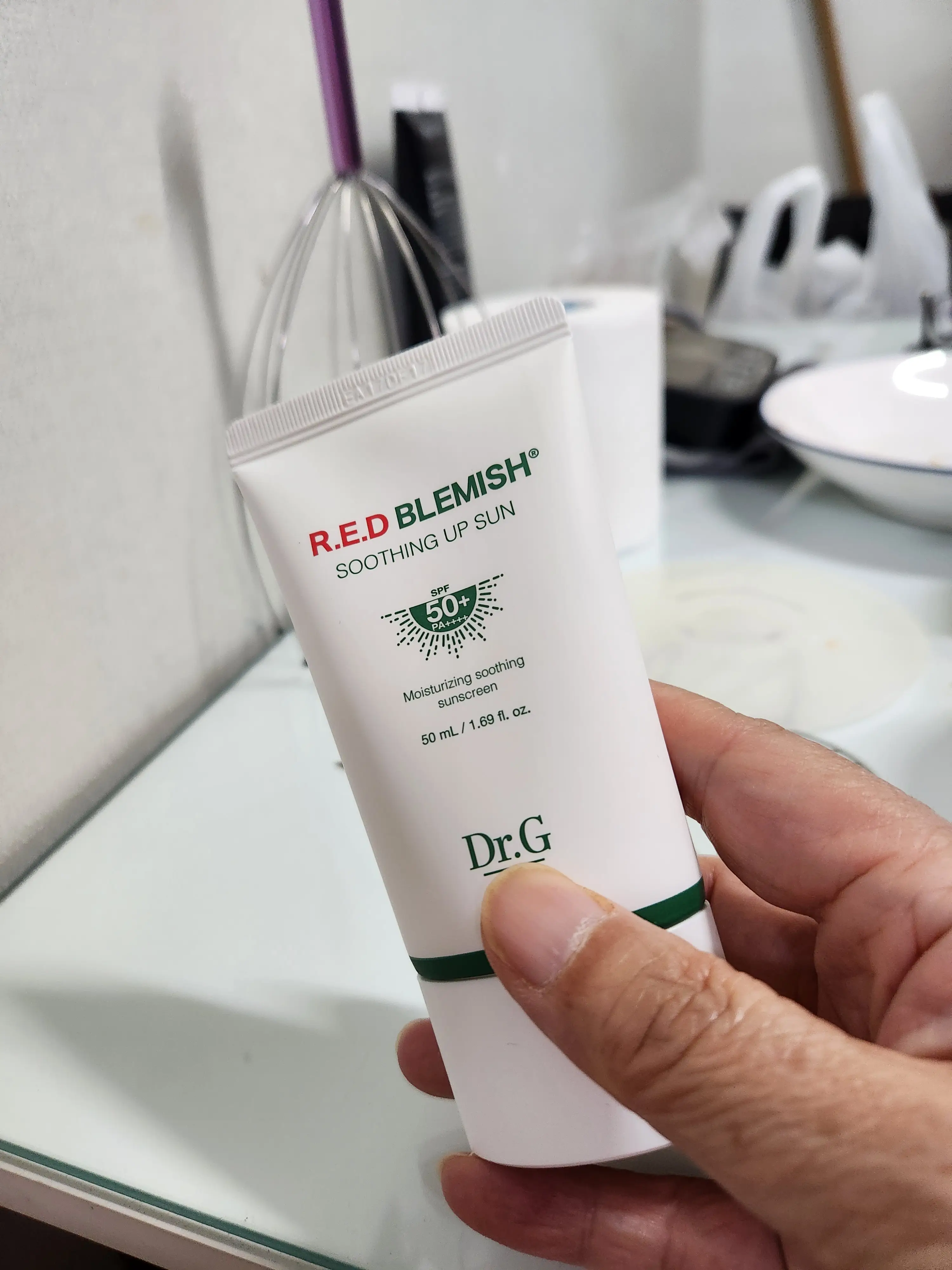 선택된 언니의파우치 리뷰 이미지 - [레드 블레미쉬 수딩 업 선]