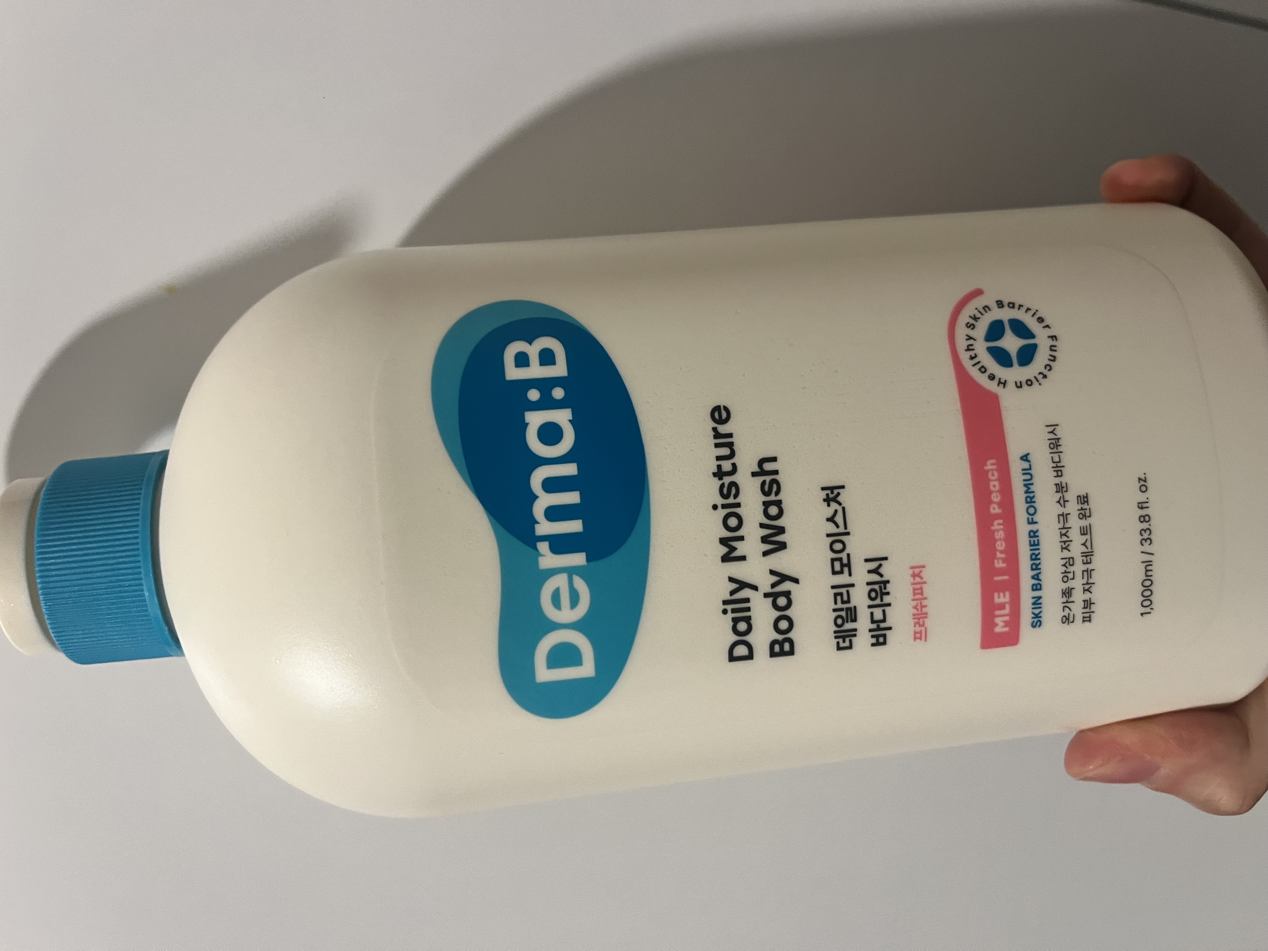 선택된 언니의파우치 리뷰 이미지 - [데일리 모이스처 바디 워시 [프레쉬피치]]