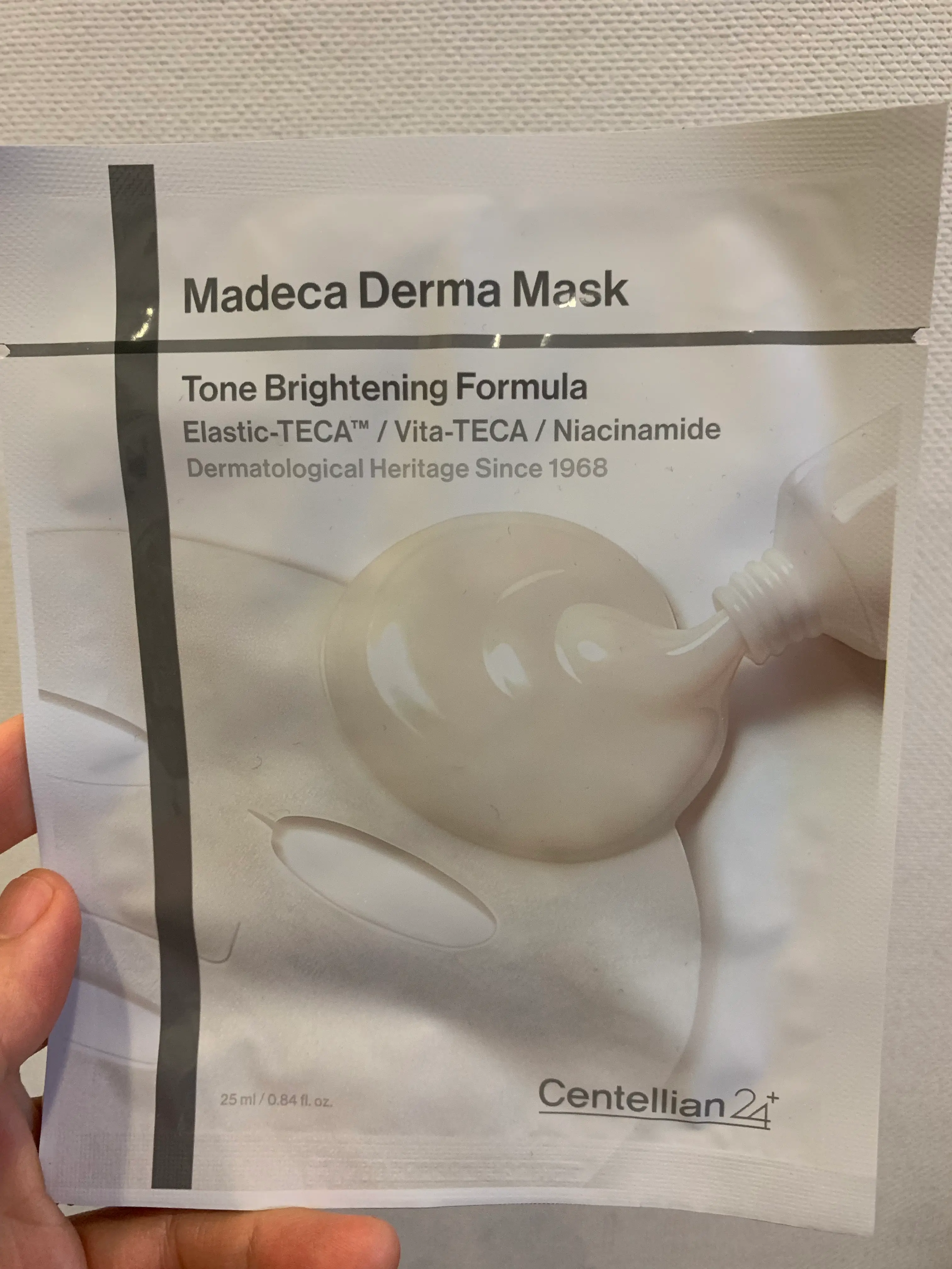 선택된 언니의파우치 리뷰 이미지 - [마데카 더마마스크팩3 브라이트닝 포뮬러]