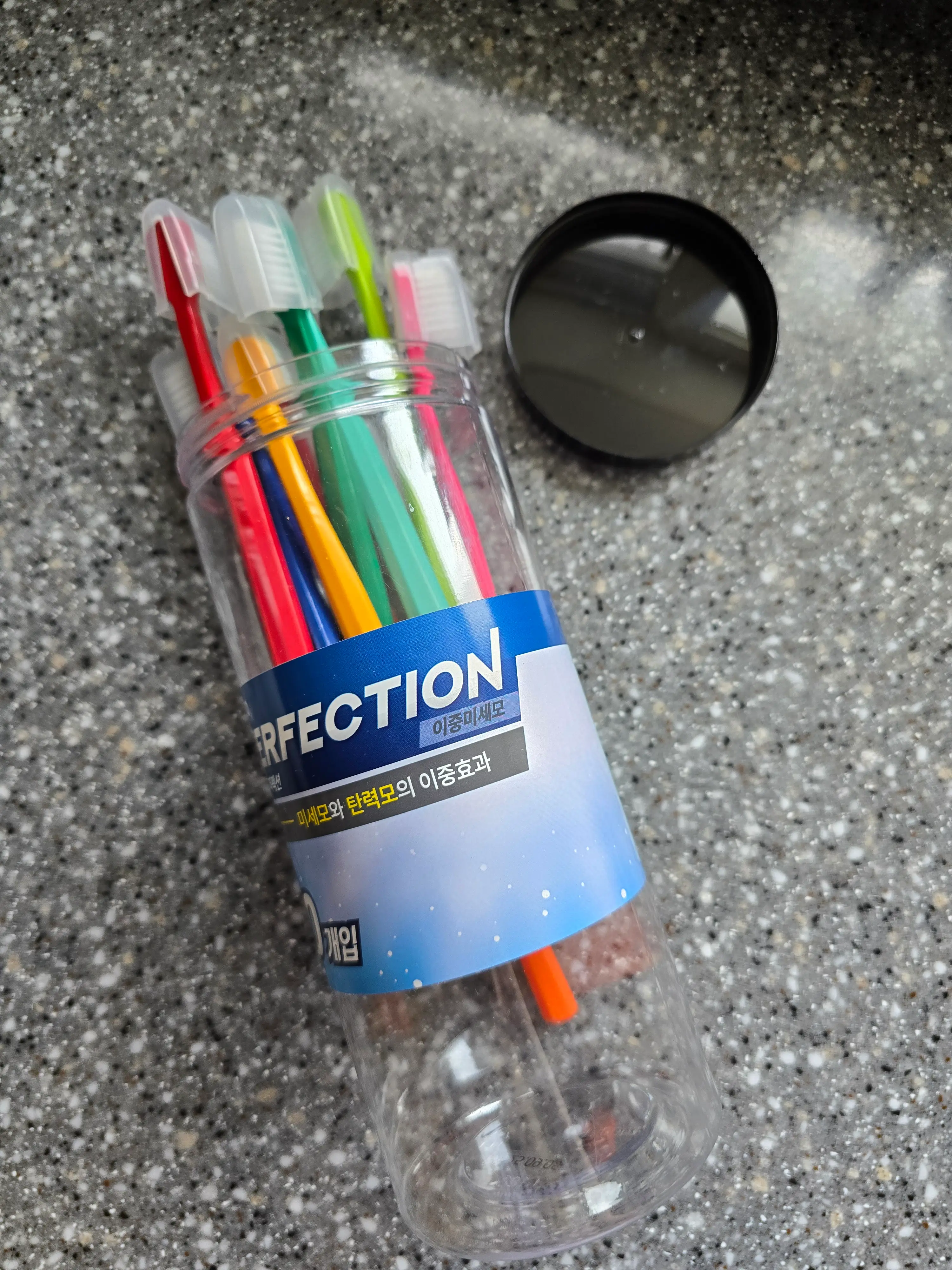 선택된 언니의파우치 리뷰 이미지 - [퍼펙션 이중 미세모 비비드 칫솔]