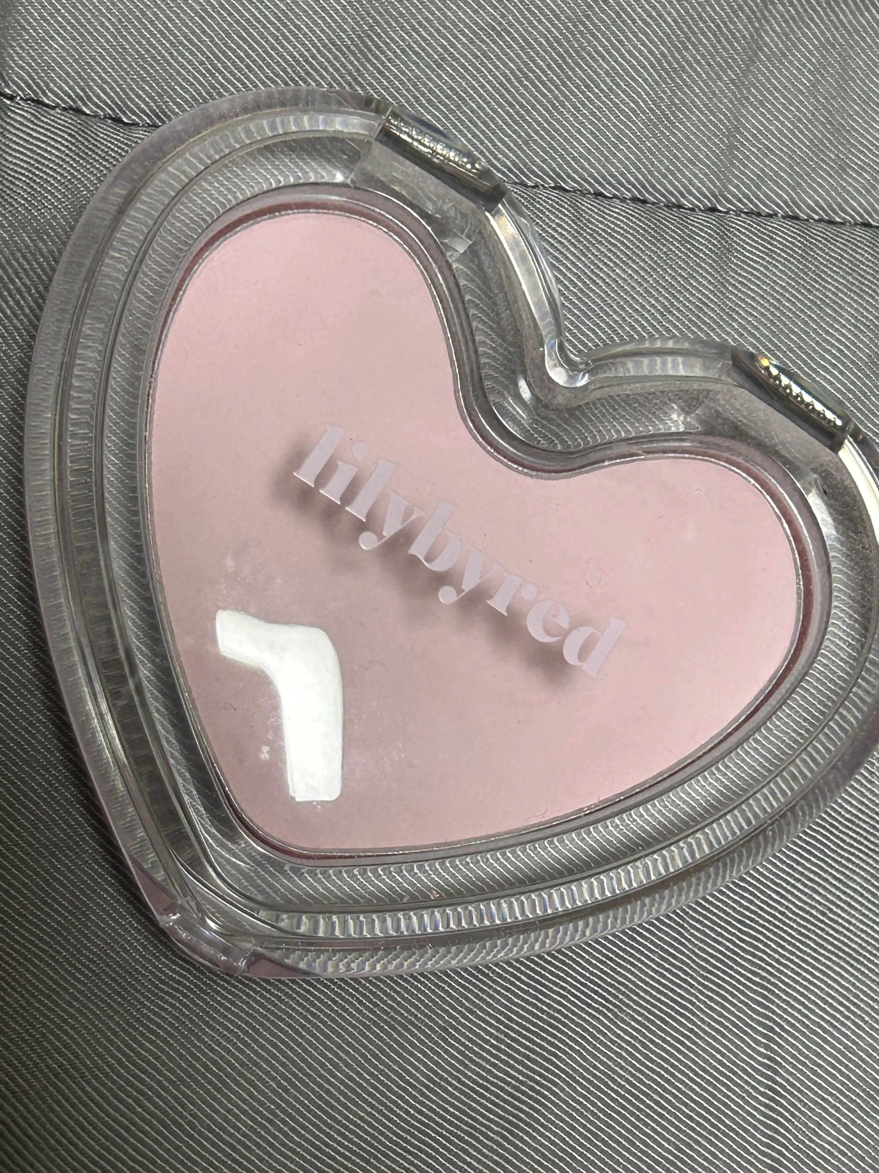 선택된 언니의파우치 리뷰 이미지 - [(큐피드 클럽 에디션) 러브빔 블러 치크]