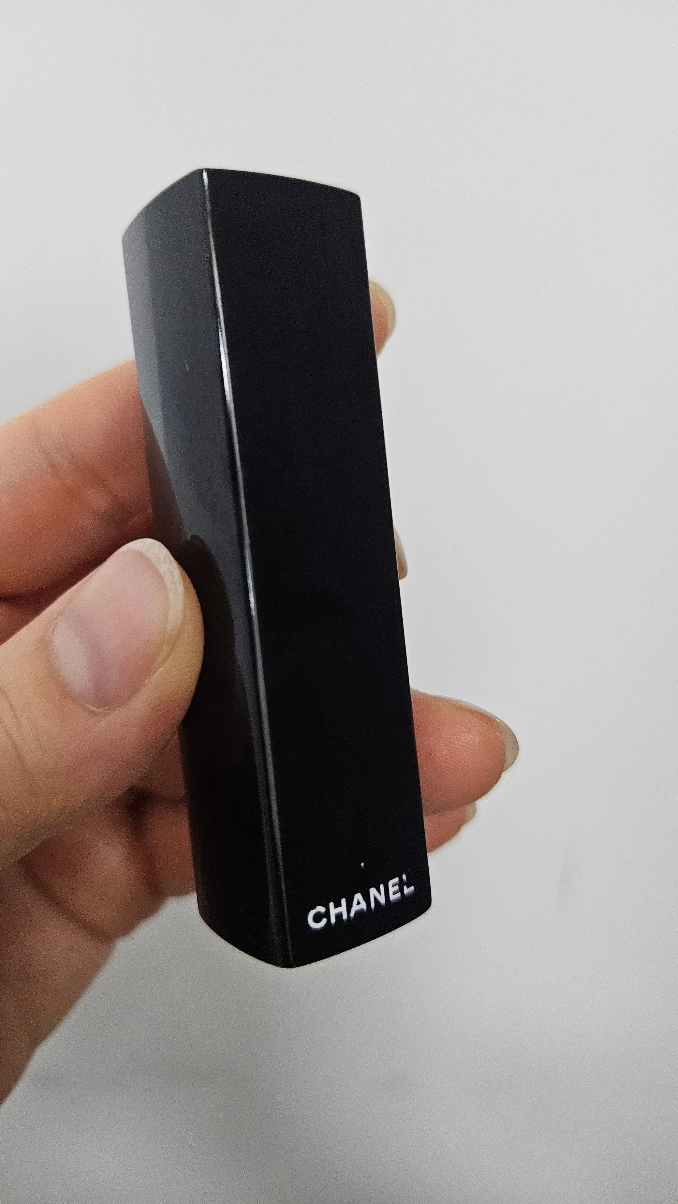 선택된 언니의파우치 리뷰 이미지 - [루쥬 알뤼르 벨벳]