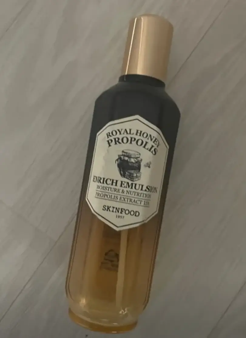 선택된 언니의파우치 리뷰 이미지 - [로열허니 프로폴리스 인리치 에멀전]