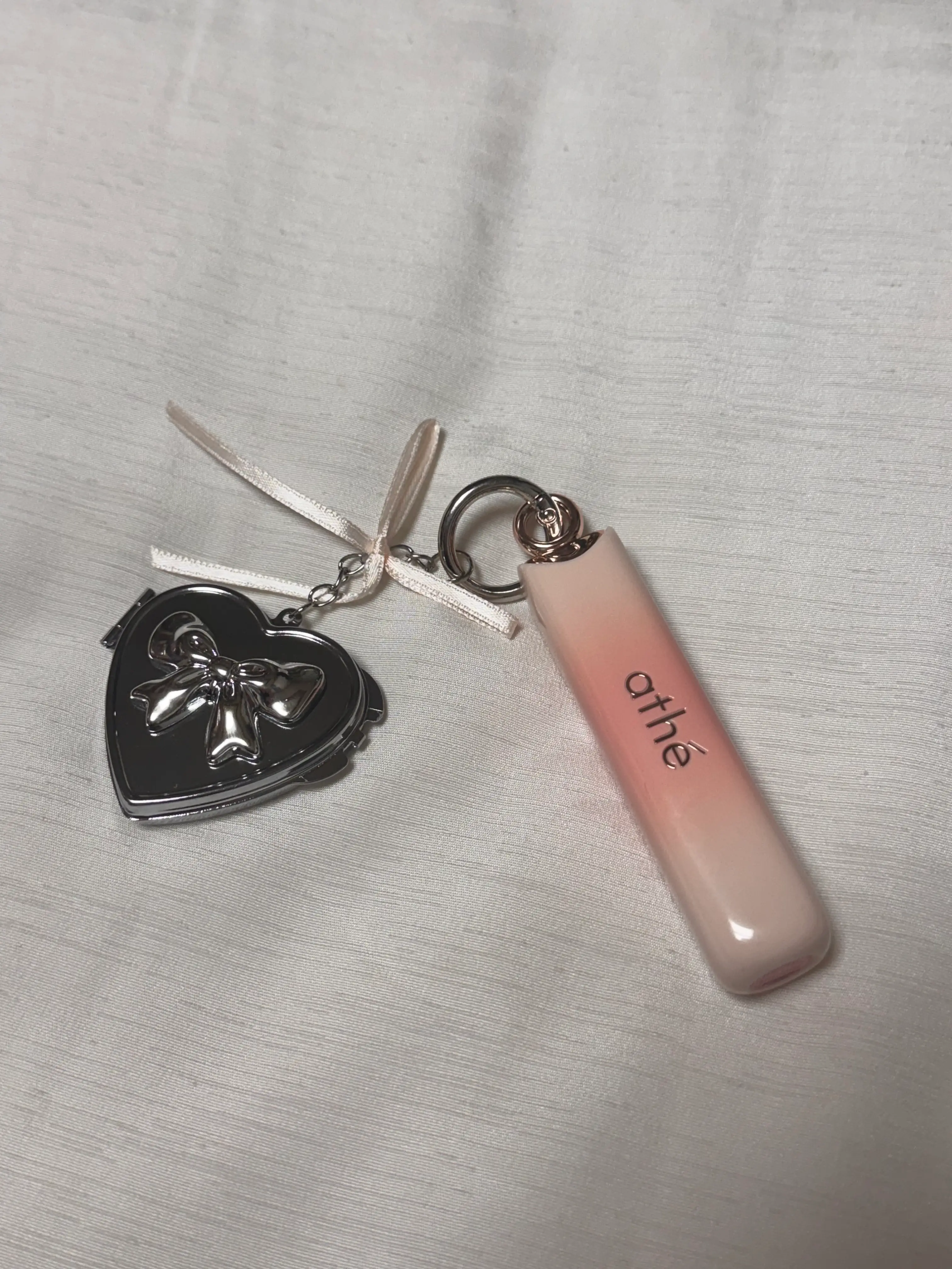 선택된 언니의파우치 리뷰 이미지 - [어센틱 립 글로이 밤]