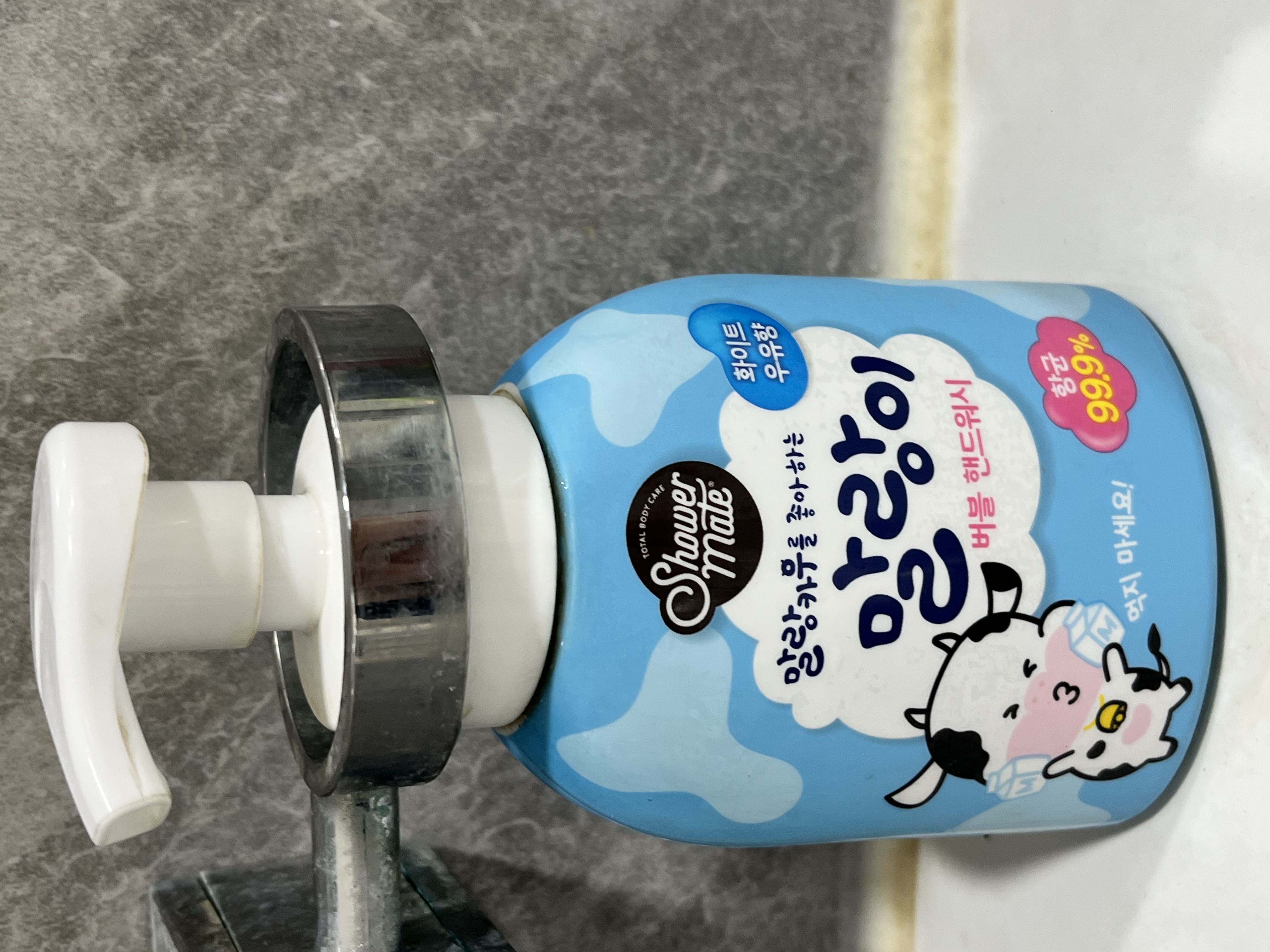 선택된 언니의파우치 리뷰 이미지 - [말랑카우 버블 핸드워시 화이트 우유향]