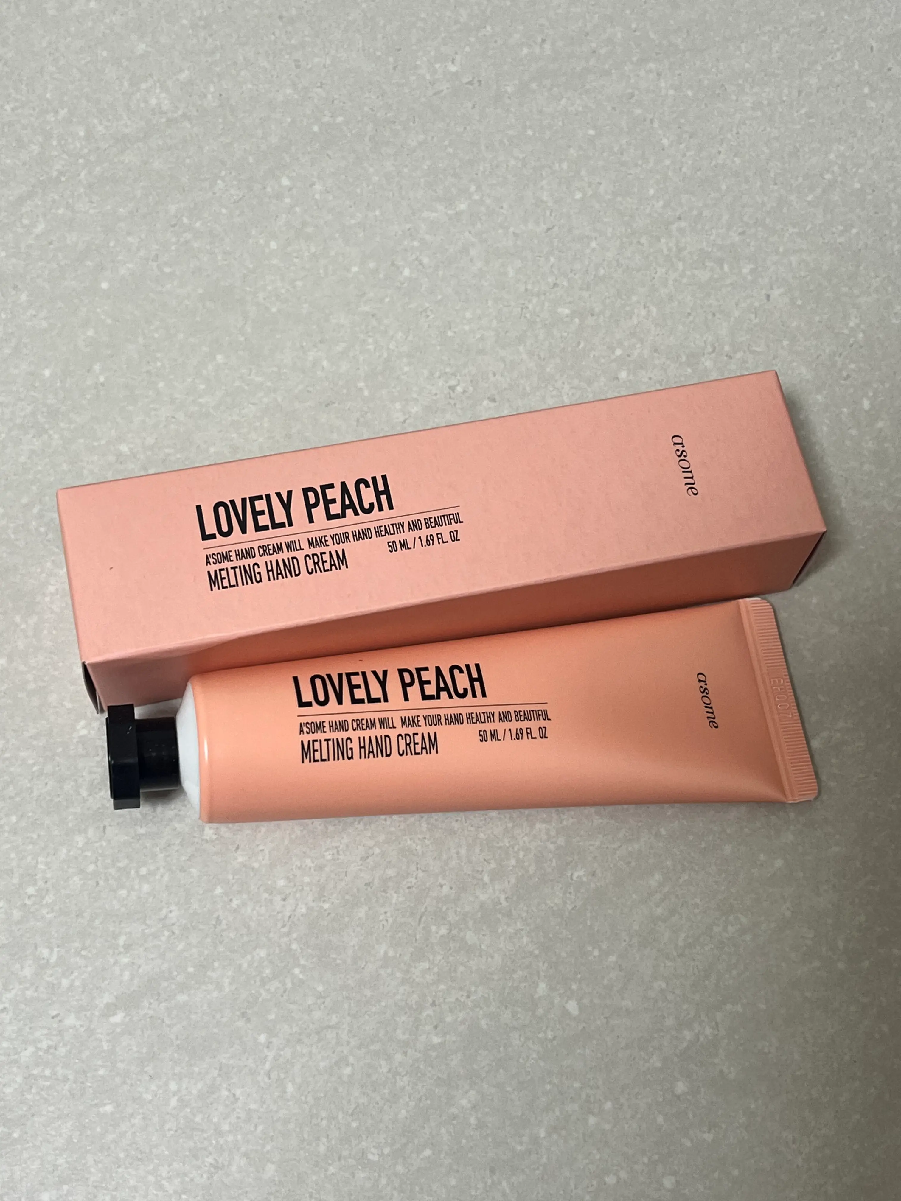 선택된 언니의파우치 리뷰 이미지 - [러블리 피치 멜팅 핸드크림]