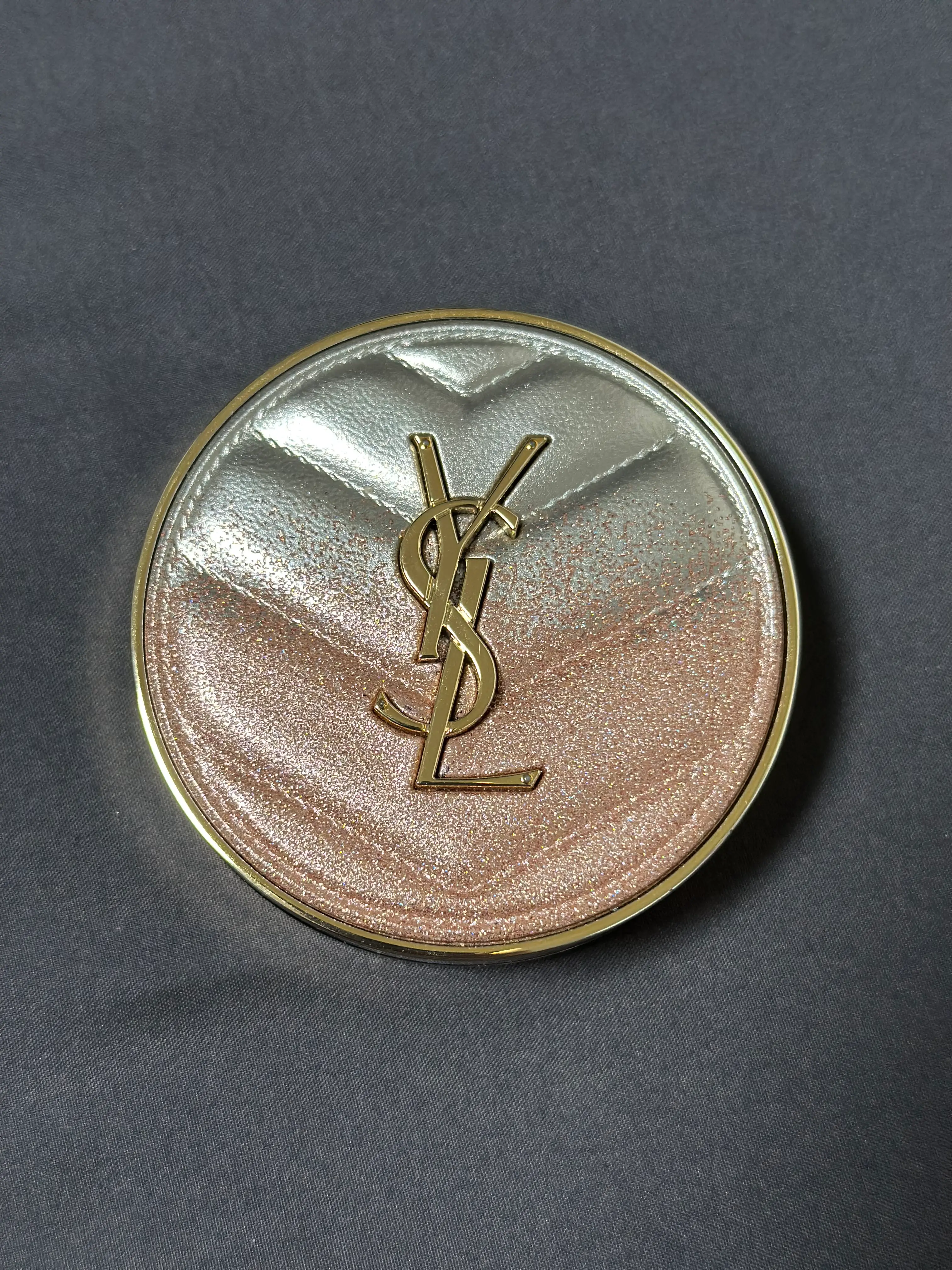 선택된 언니의파우치 리뷰 이미지 - [오버 핑크 에디션 뚜쉬 에끌라 글로우 팩트 쿠션 [BR20]]